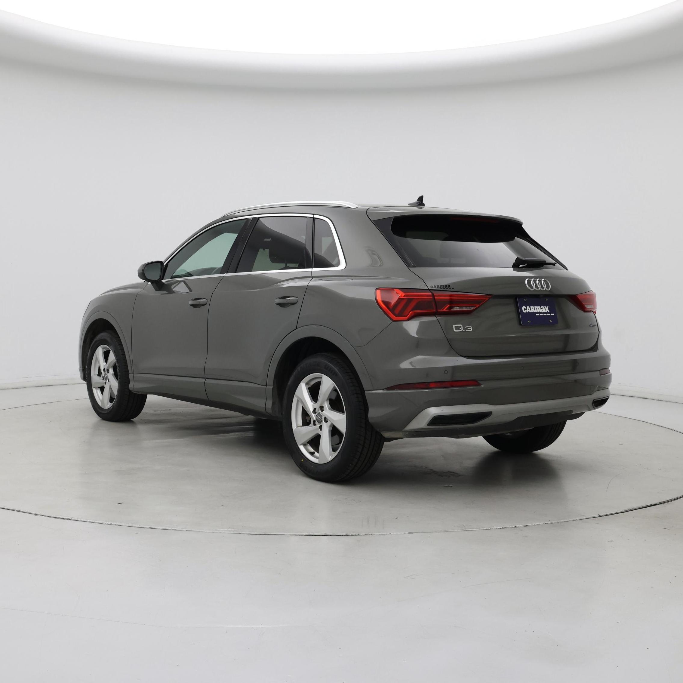Thumbnail: 2020 Audi Q3 - 2