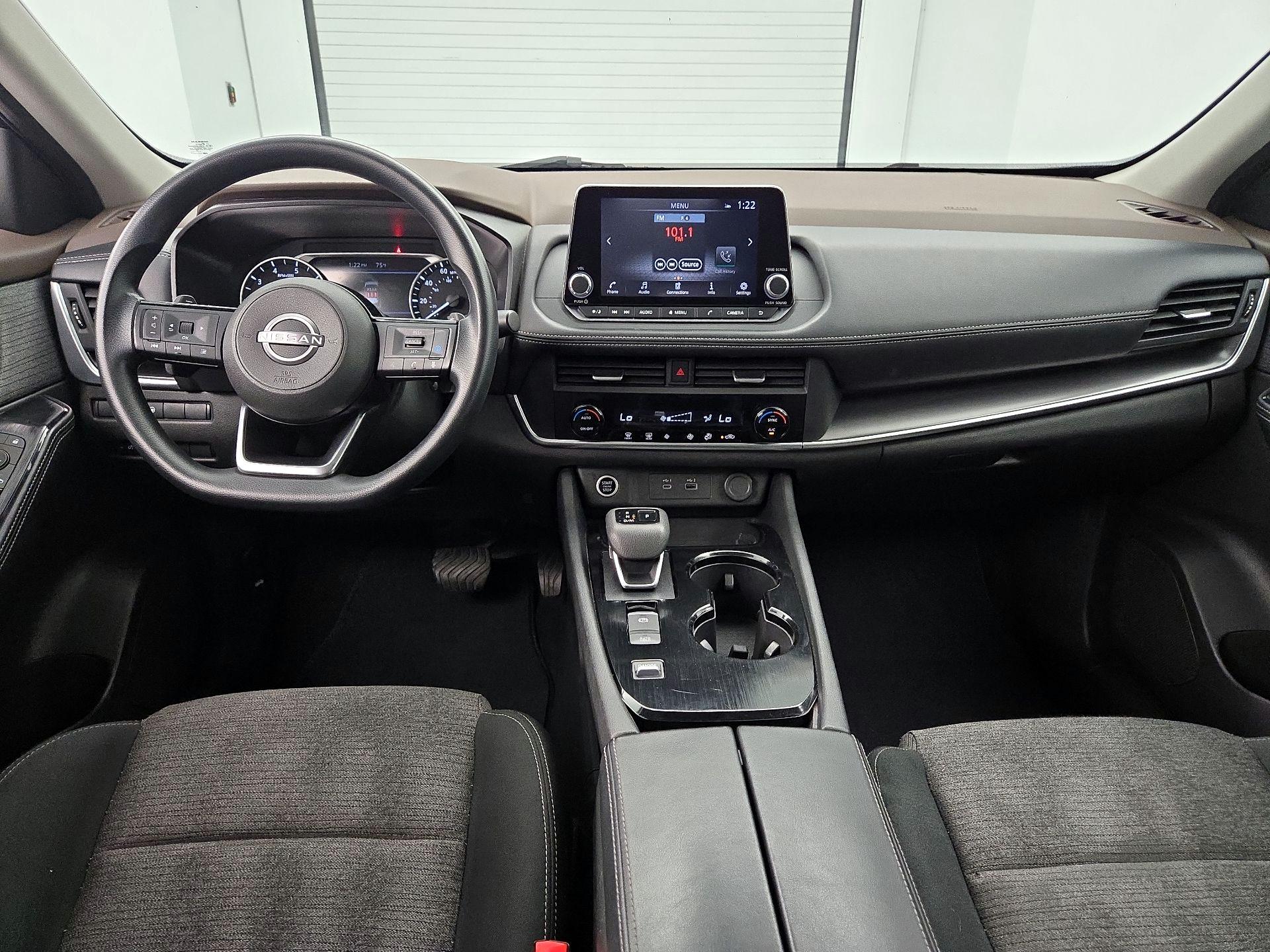 Thumbnail: 2023 Nissan Rogue - 9