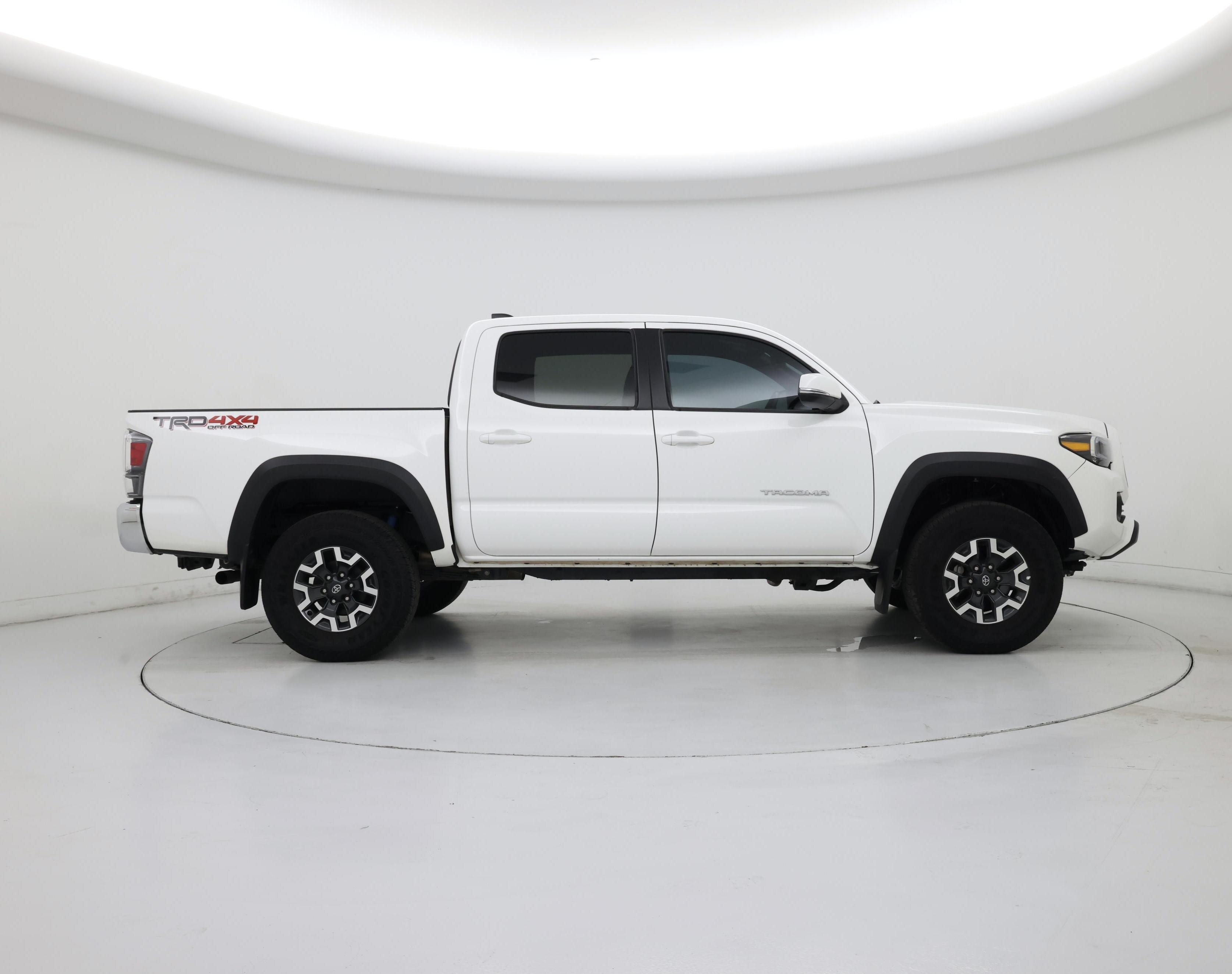 Thumbnail: 2023 Toyota Tacoma - 7