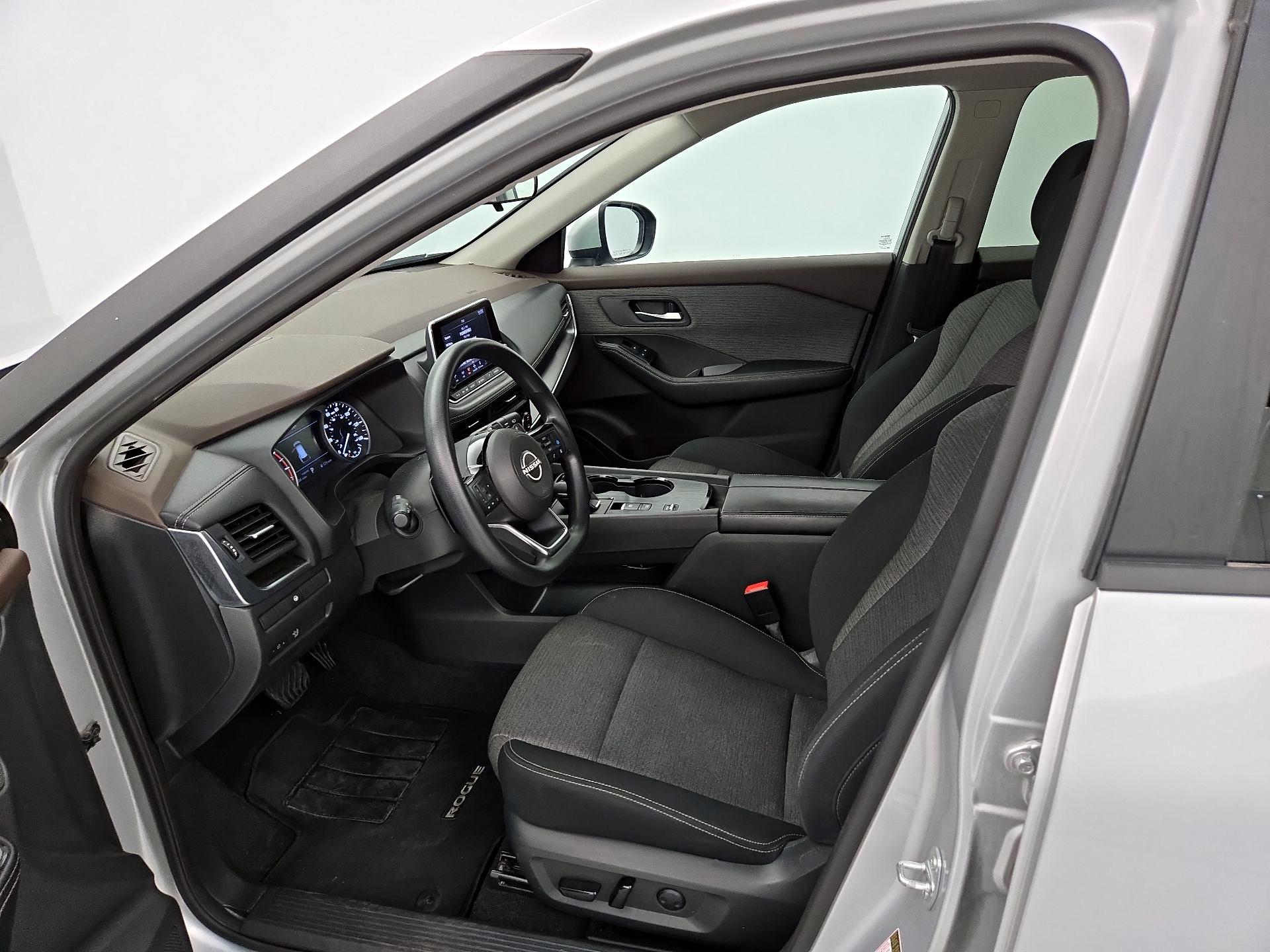 Thumbnail: 2023 Nissan Rogue - 11