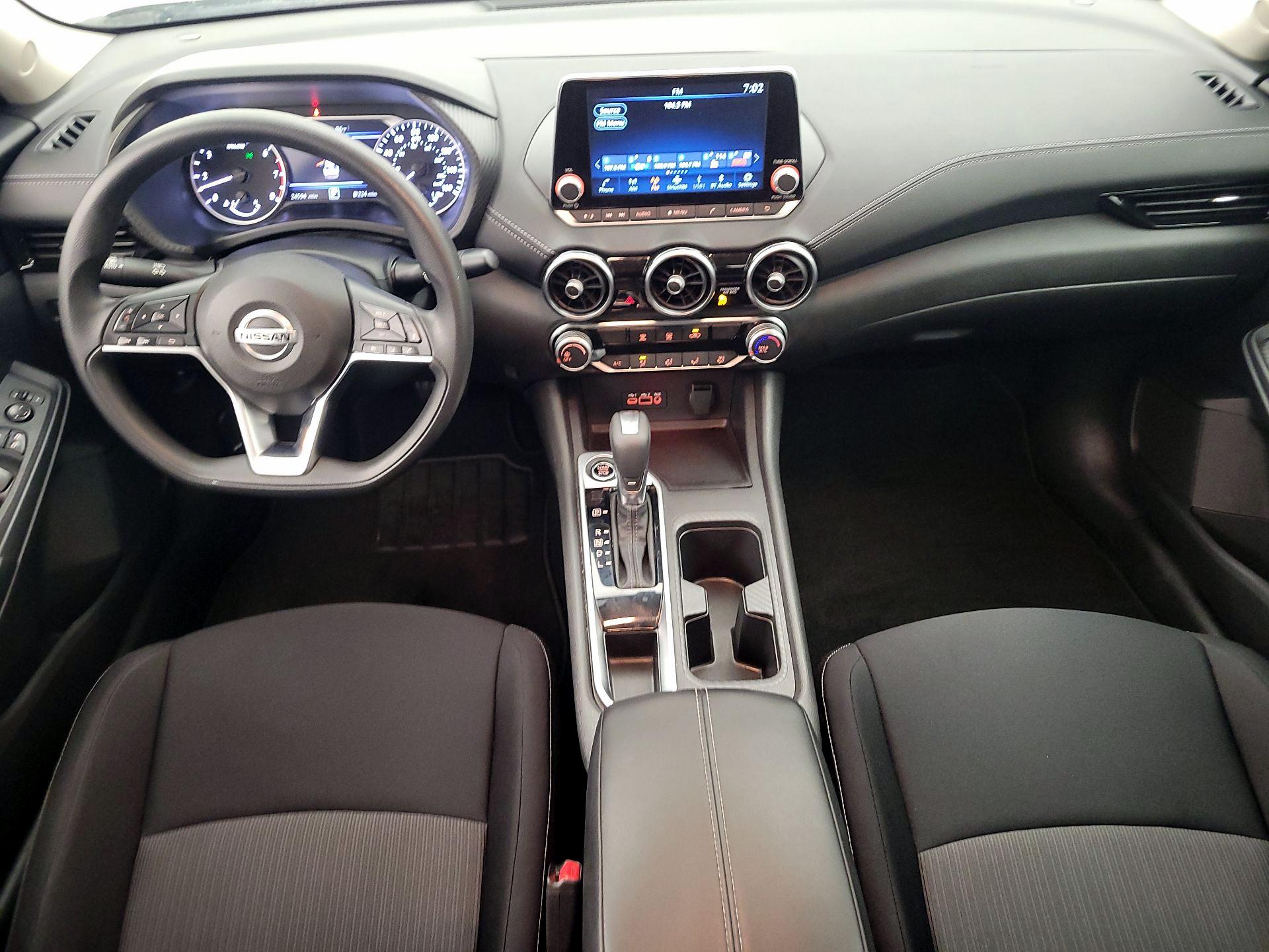 Thumbnail: 2023 Nissan Sentra - 9