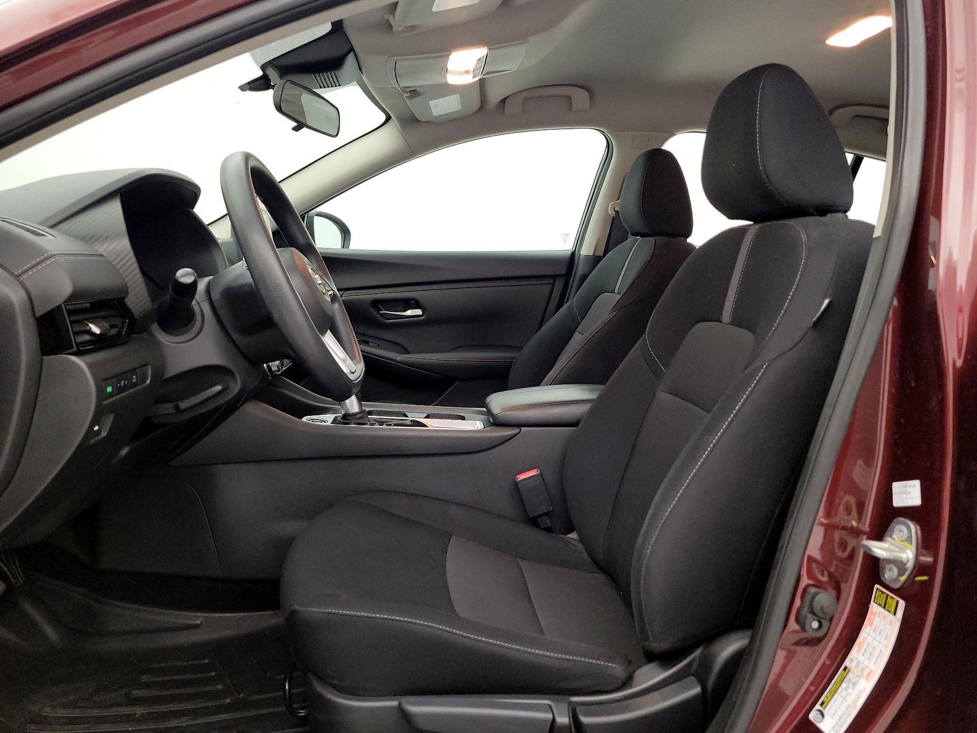 Thumbnail: 2023 Nissan Sentra - 11