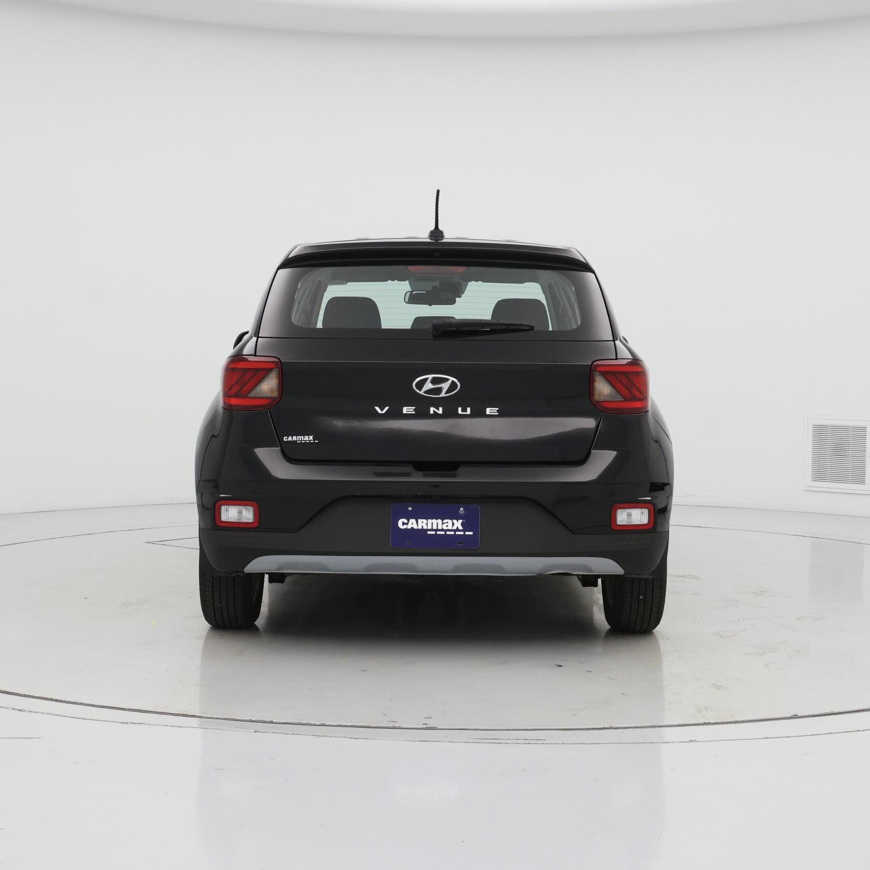 Thumbnail: 2023 Hyundai Venue - 6