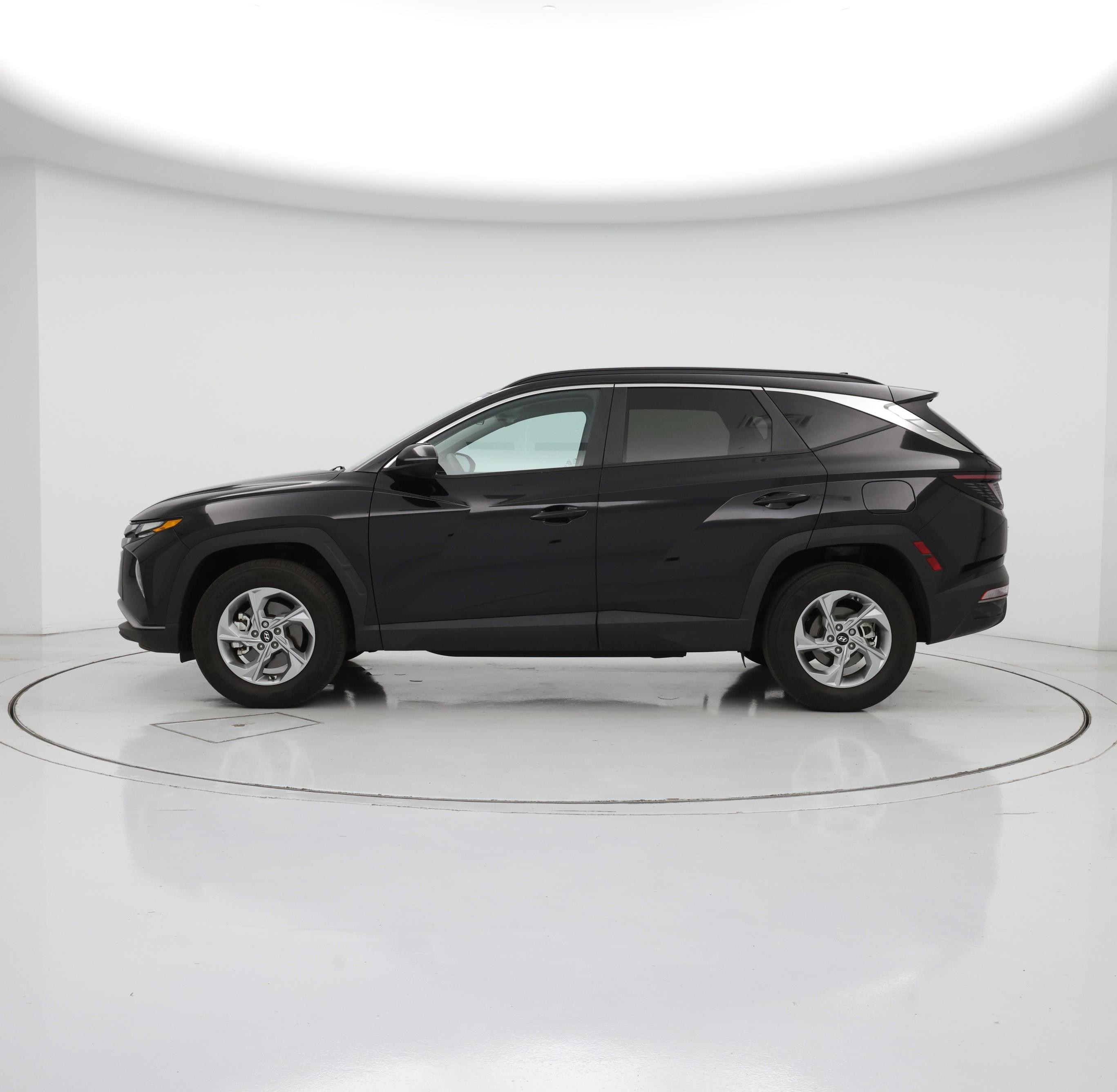 Thumbnail: 2023 Hyundai Tucson - 3