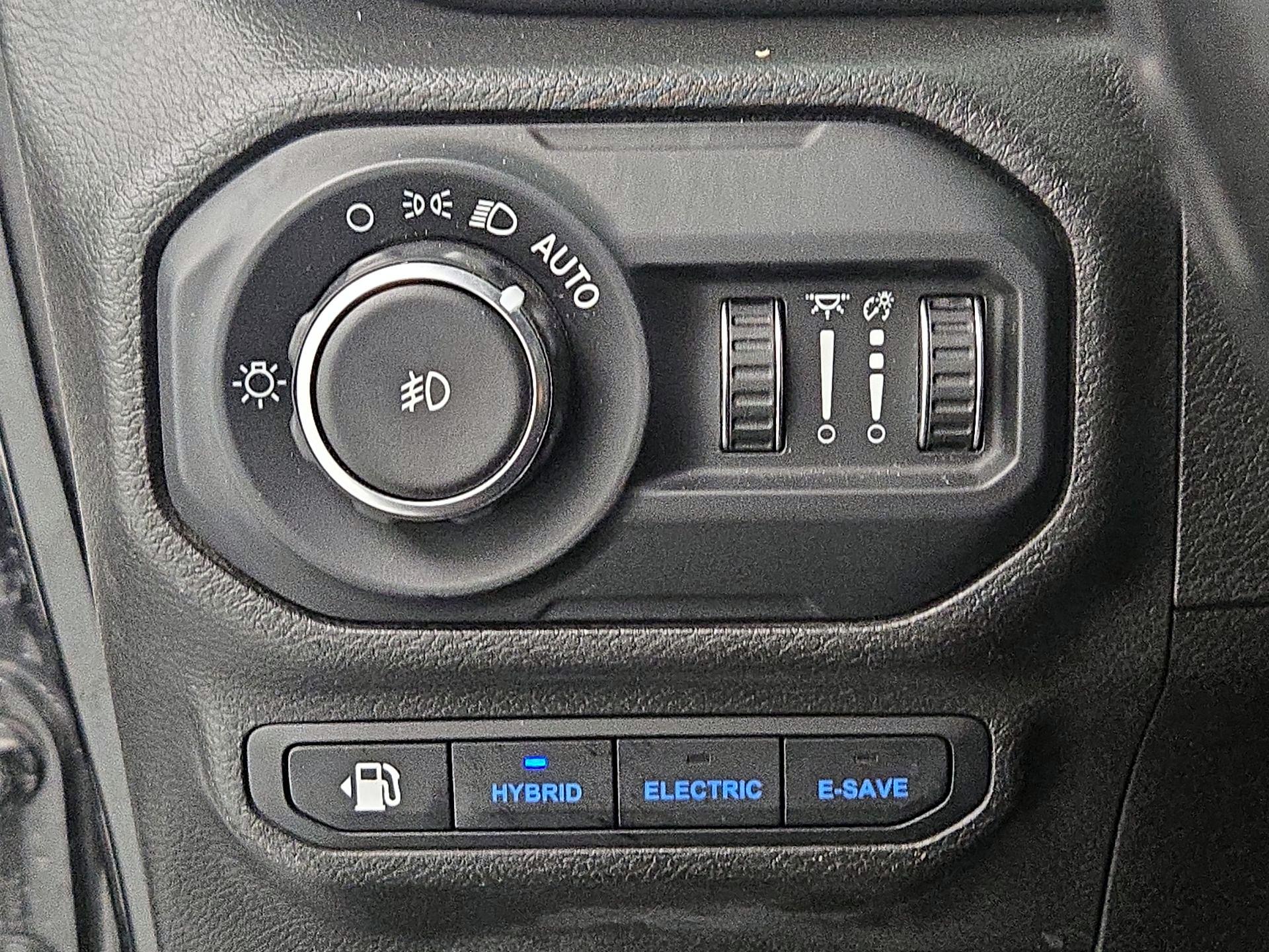 Thumbnail: 2022 Jeep Wrangler - 13