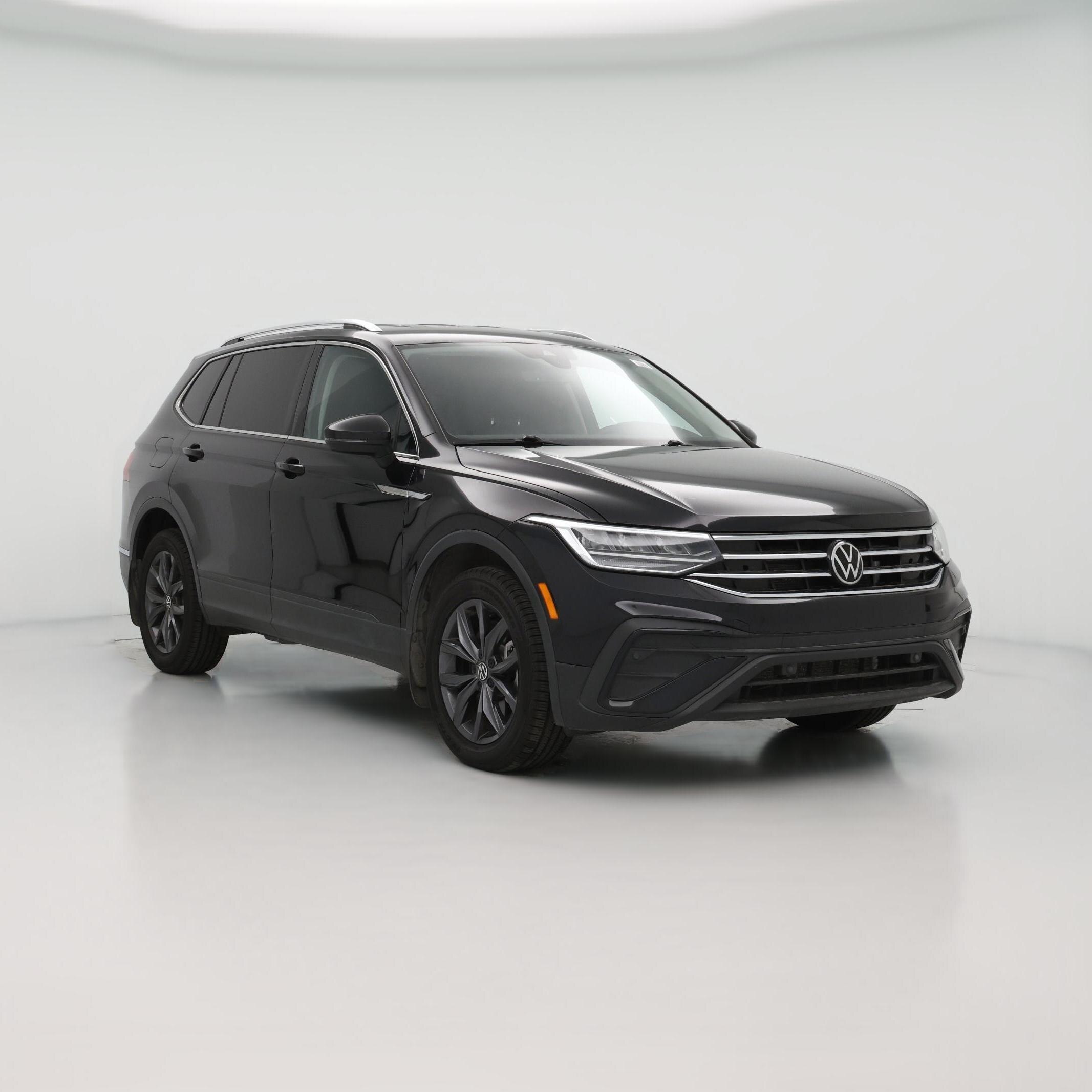 Thumbnail: 2022 Volkswagen Tiguan - 1