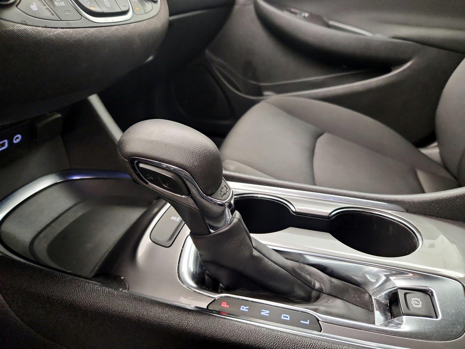 Thumbnail: 2023 Chevrolet Malibu - 17