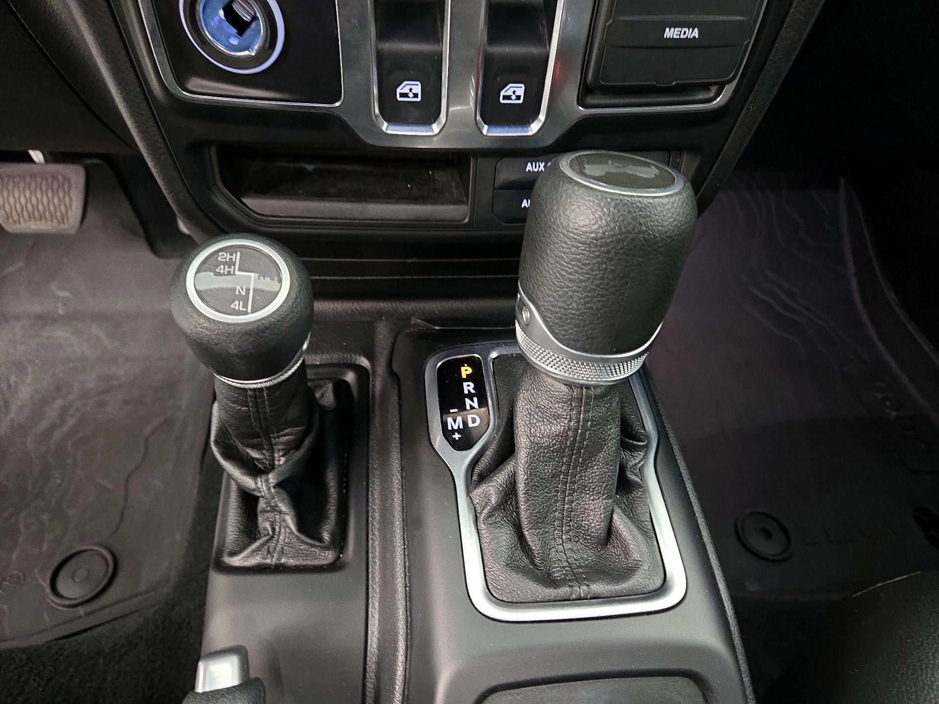 Thumbnail: 2021 Jeep Wrangler - 18