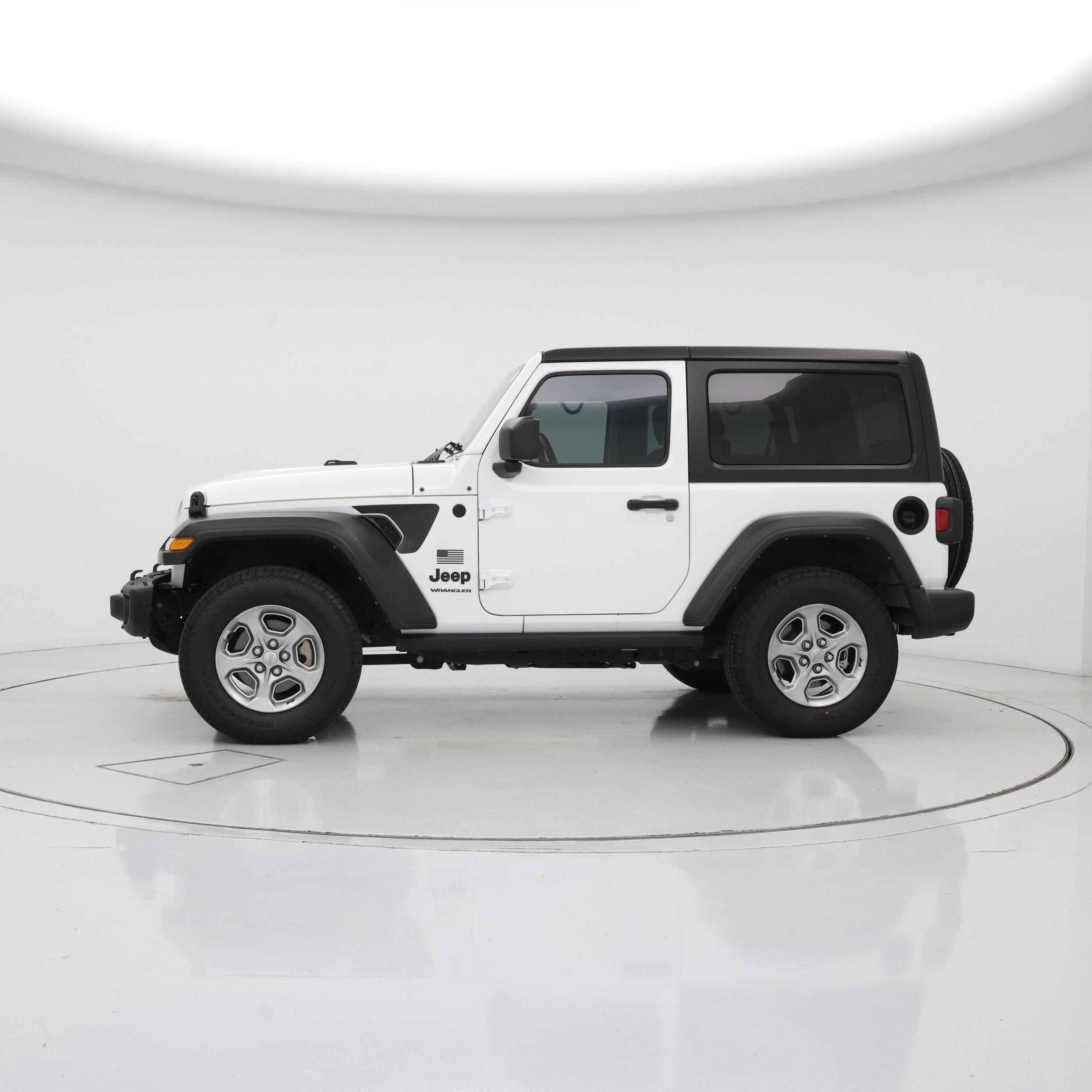 Thumbnail: 2021 Jeep Wrangler - 3