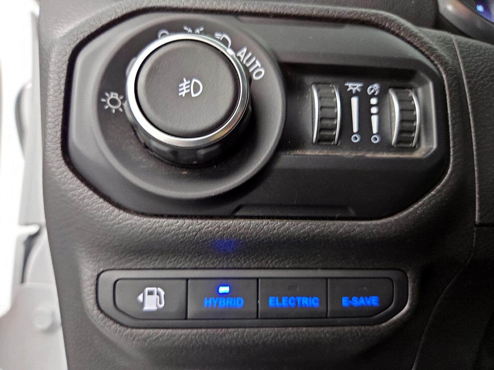 Thumbnail: 2022 Jeep Wrangler - 13