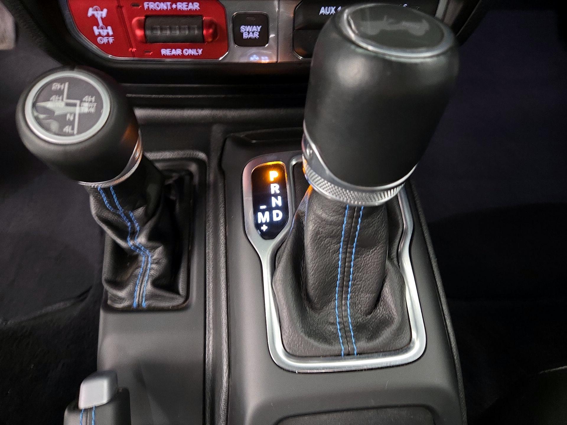 Thumbnail: 2022 Jeep Wrangler - 18