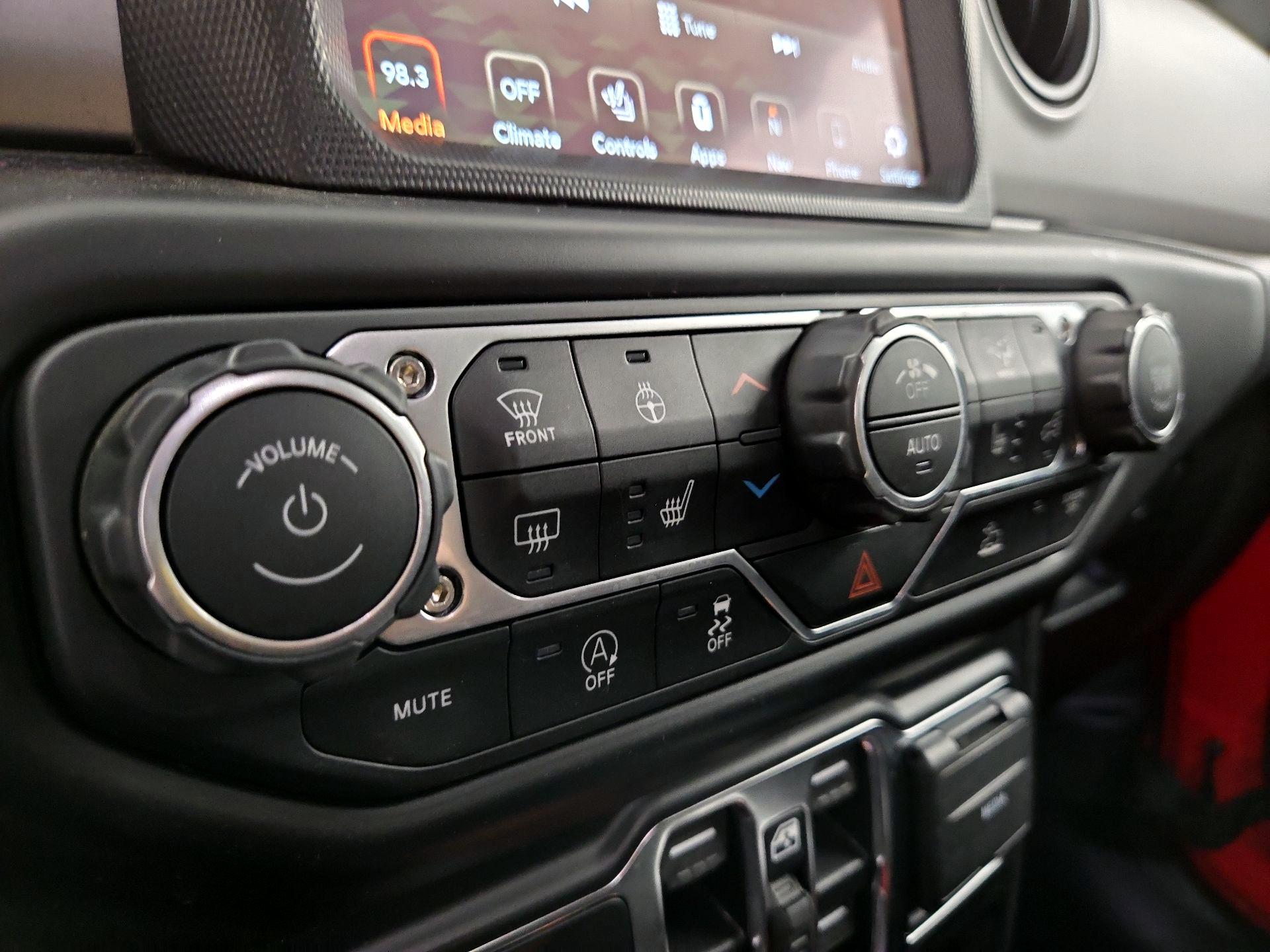 Thumbnail: 2021 Jeep Wrangler - 17