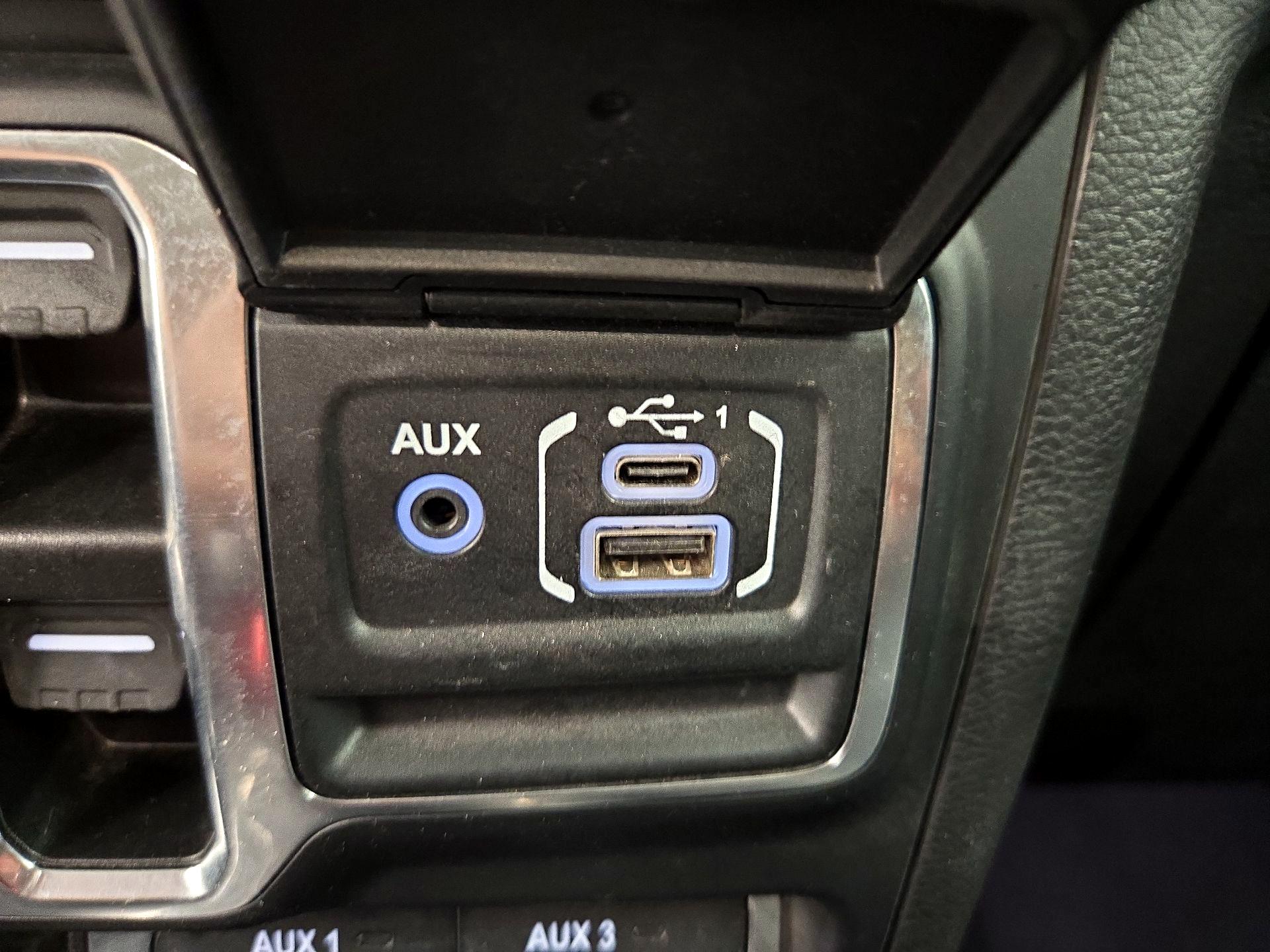 Thumbnail: 2023 Jeep Wrangler - 19
