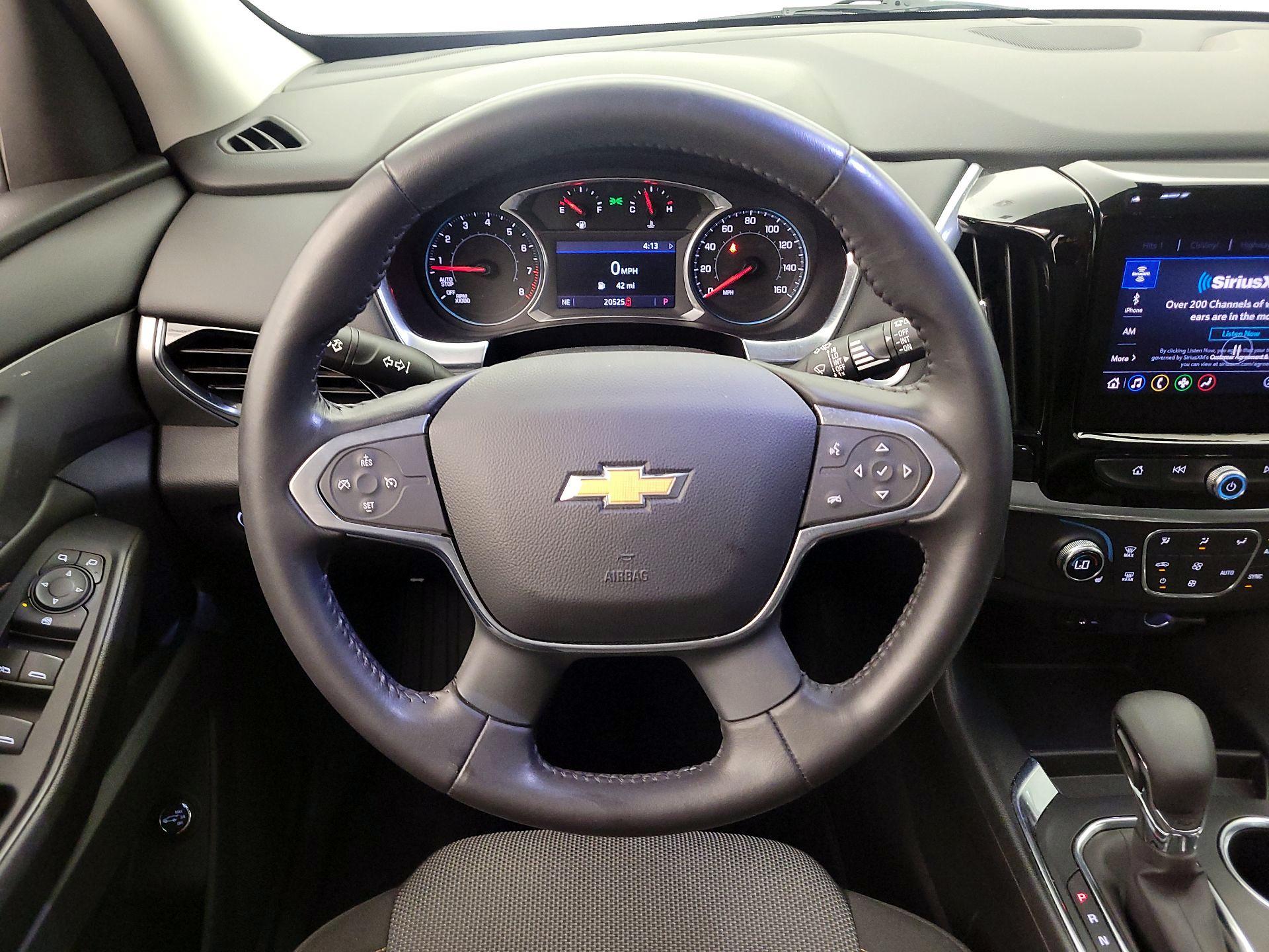 Thumbnail: 2021 Chevrolet Traverse - 10
