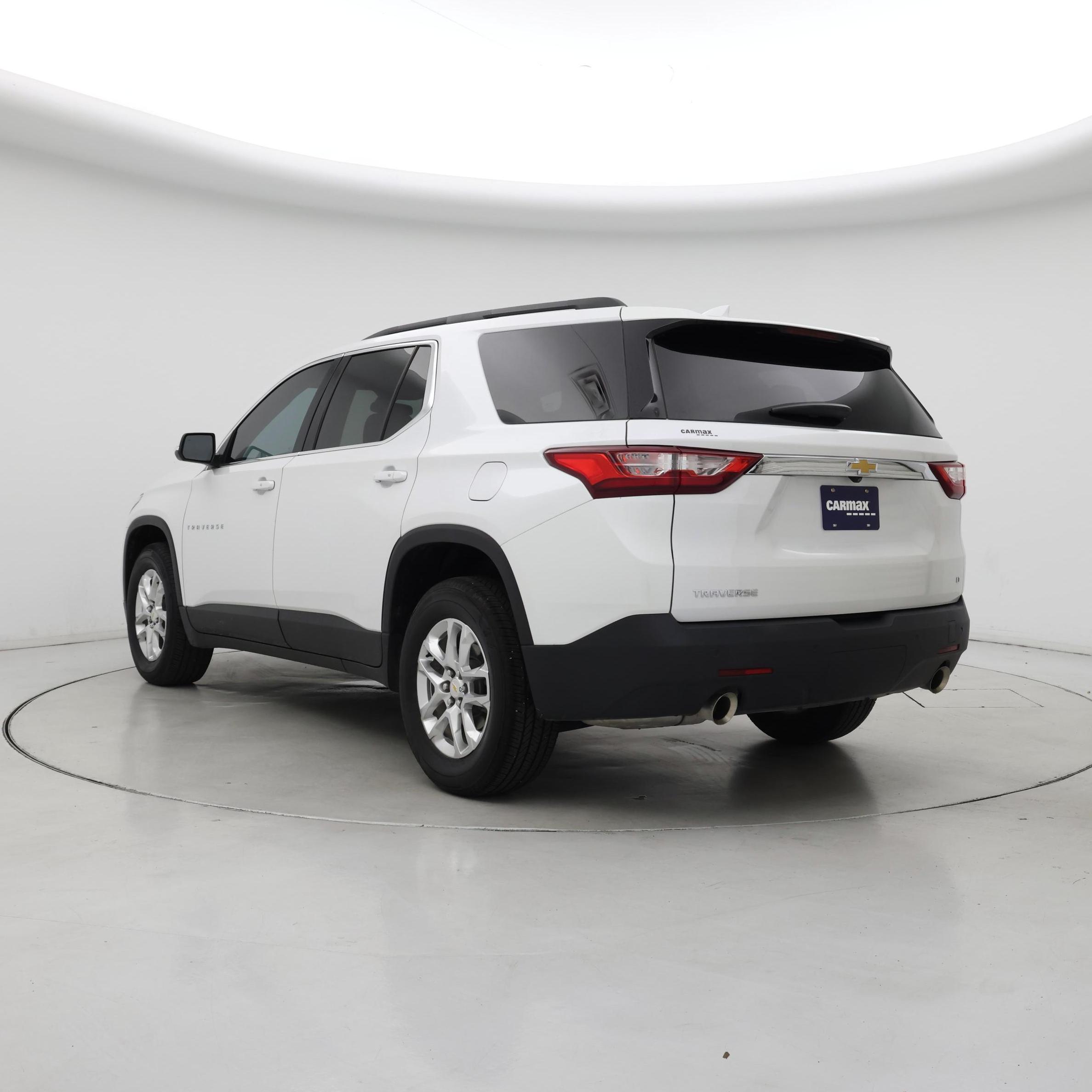 Thumbnail: 2021 Chevrolet Traverse - 2