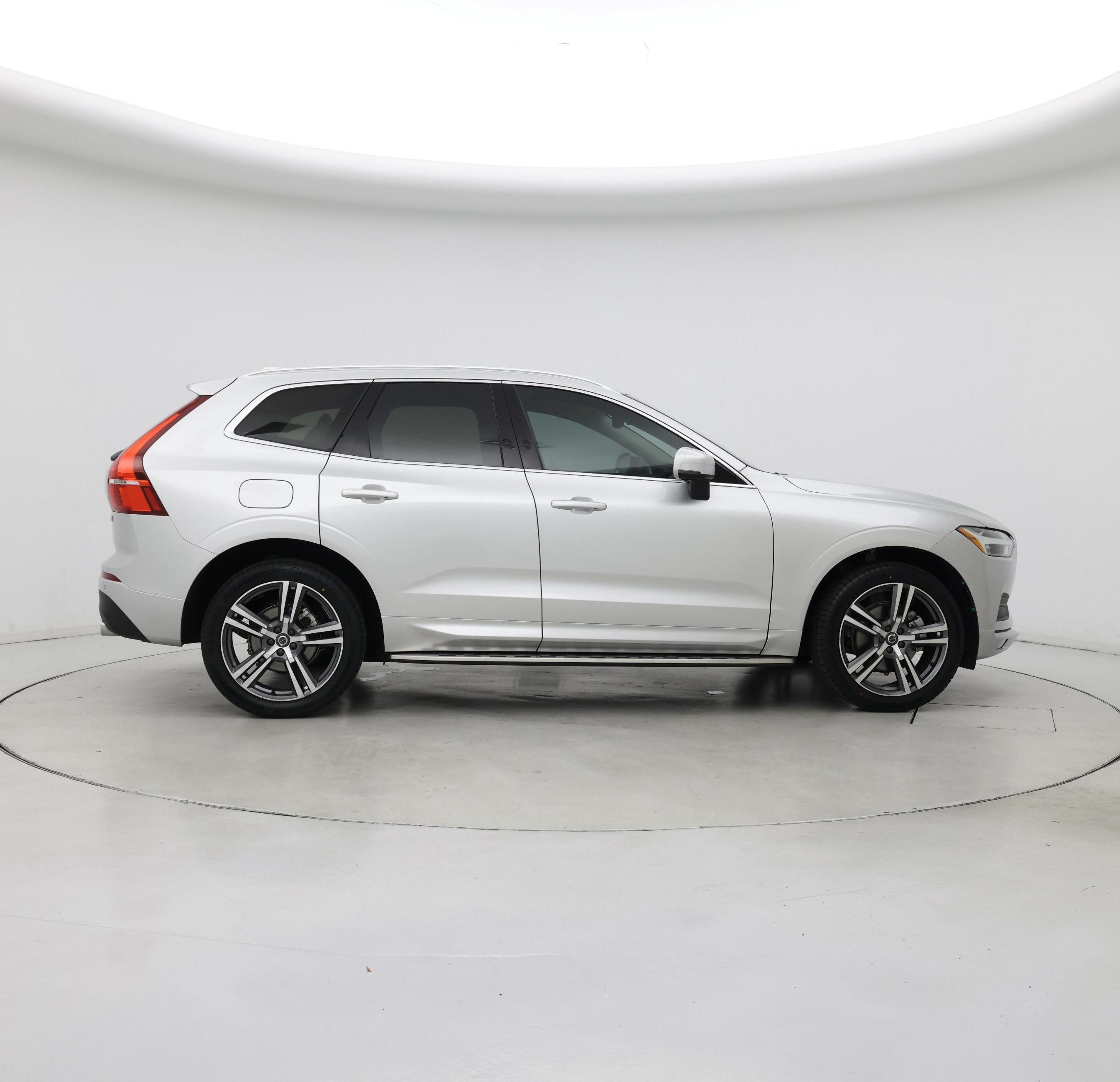 Thumbnail: 2021 Volvo XC60 - 7