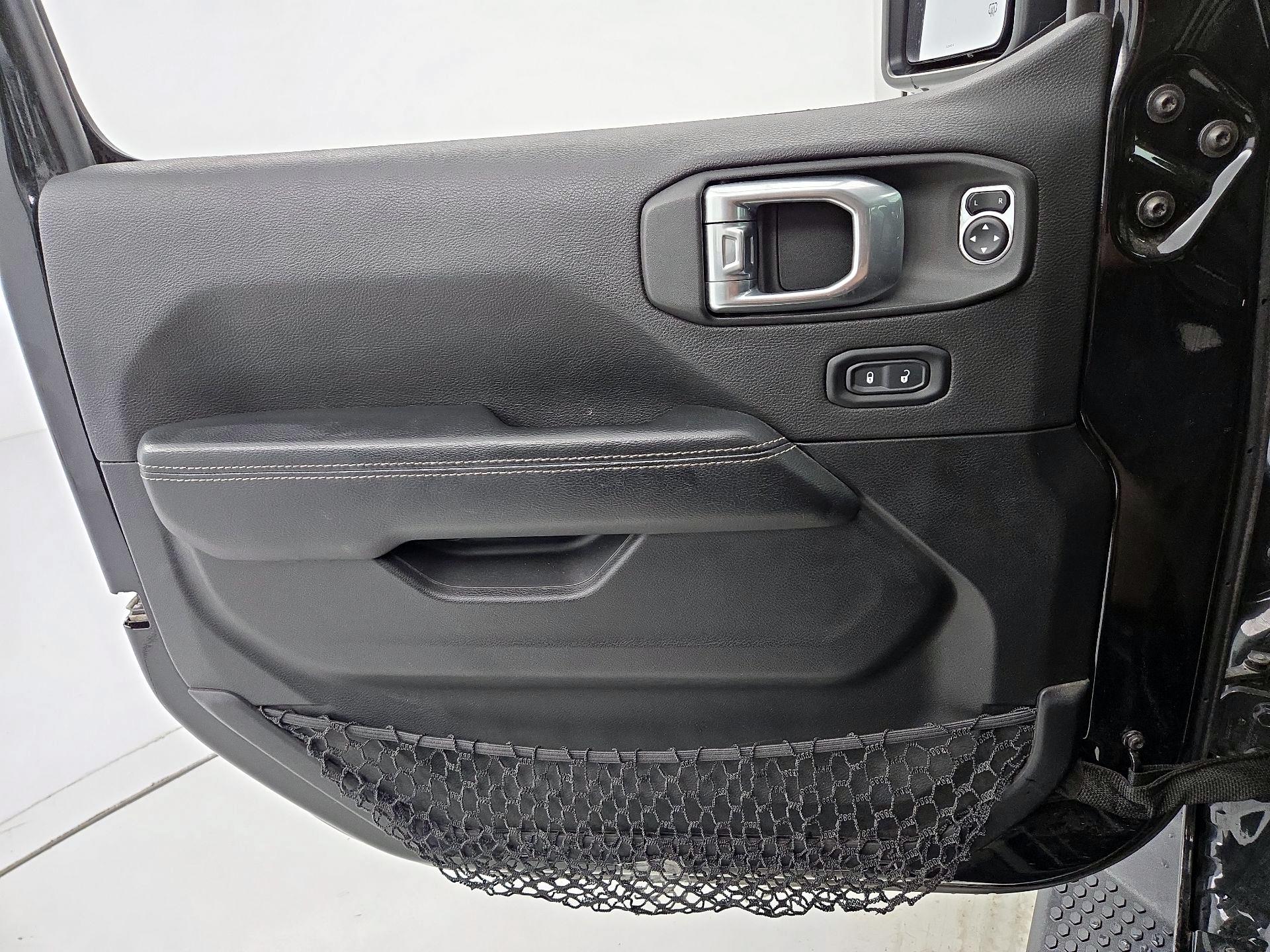 Thumbnail: 2021 Jeep Wrangler - 12