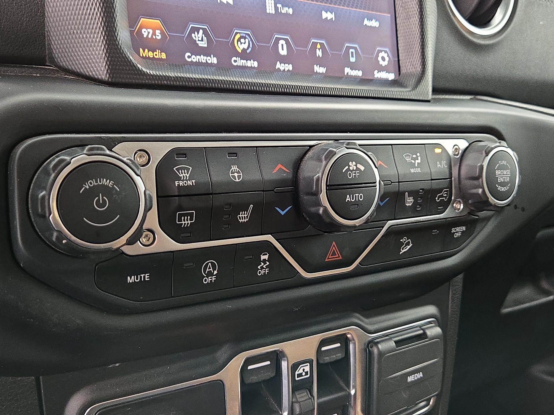 Thumbnail: 2021 Jeep Wrangler - 17