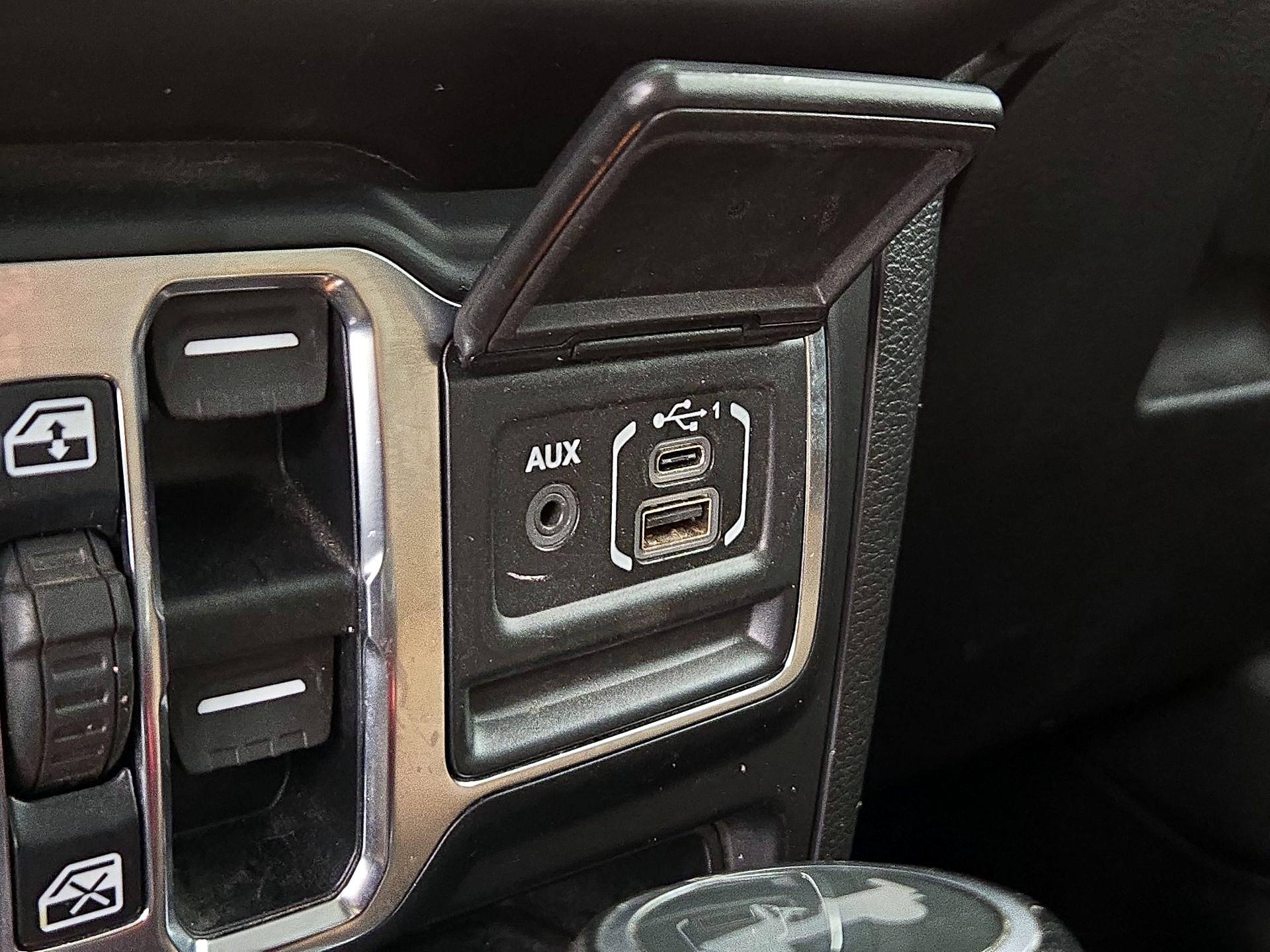 Thumbnail: 2021 Jeep Wrangler - 19