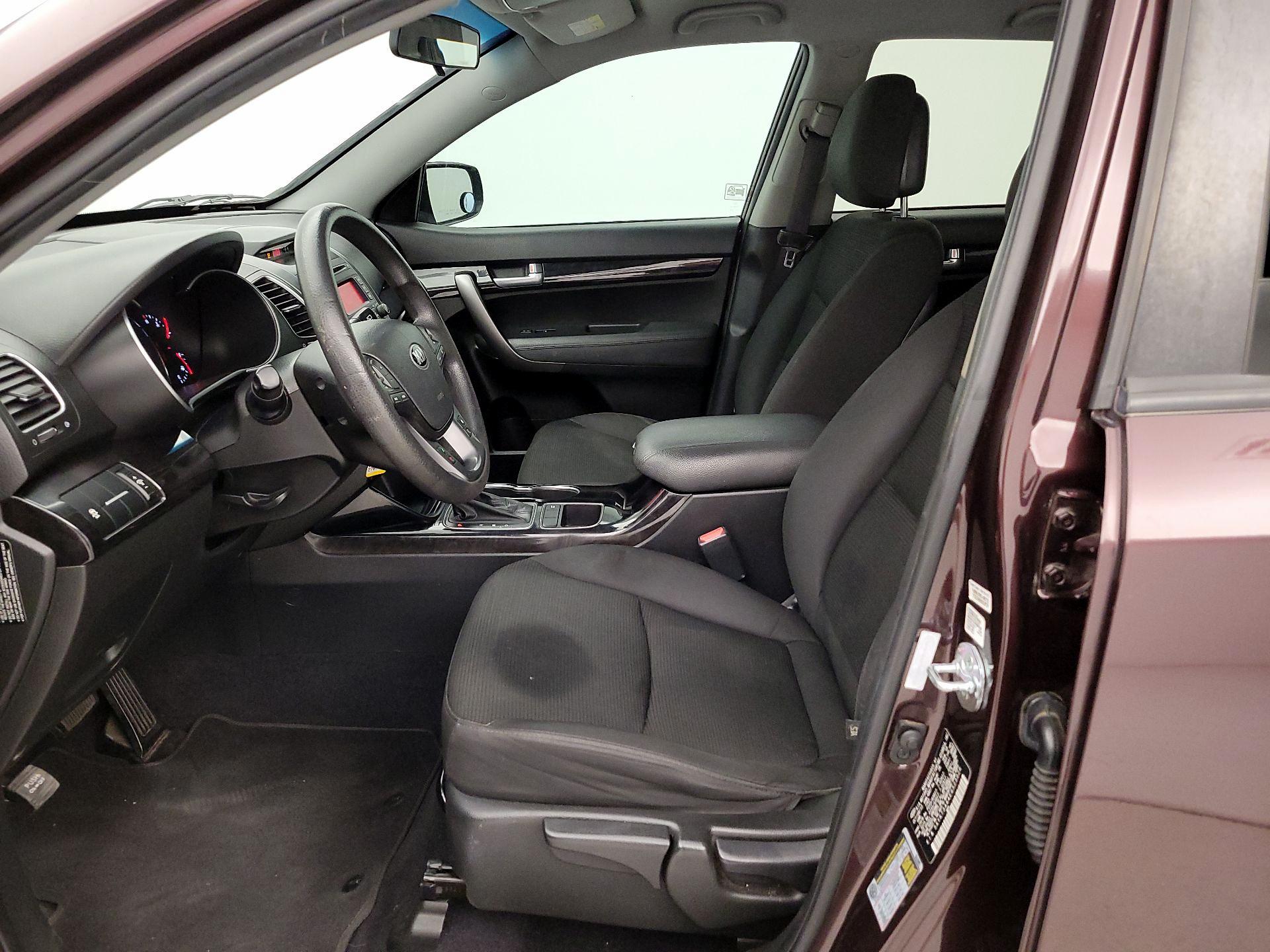 Thumbnail: 2014 Kia Sorento - 11