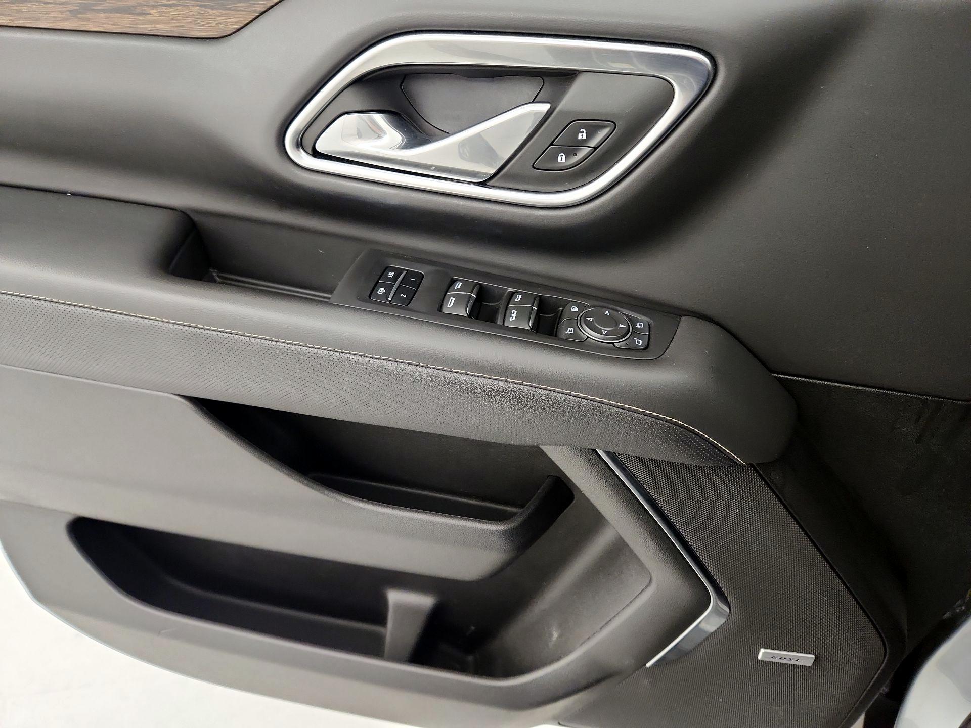Thumbnail: 2024 Chevrolet Tahoe - 12
