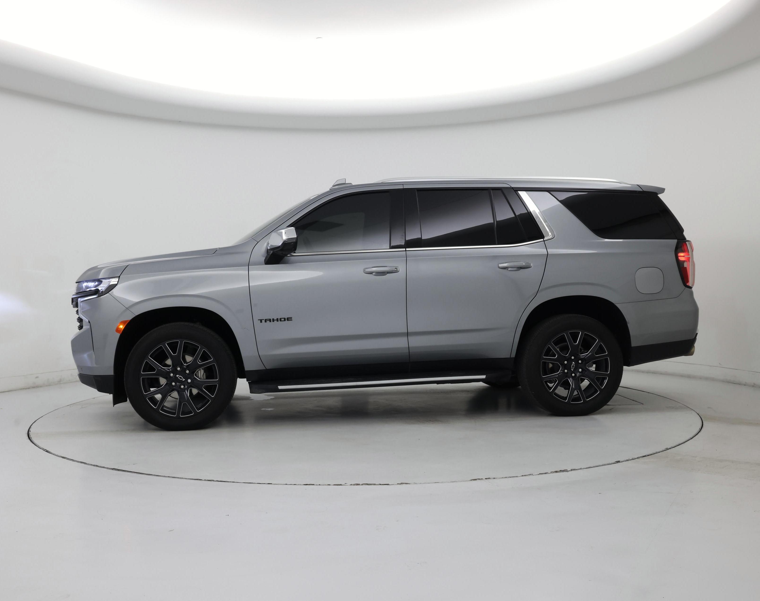 Thumbnail: 2024 Chevrolet Tahoe - 3