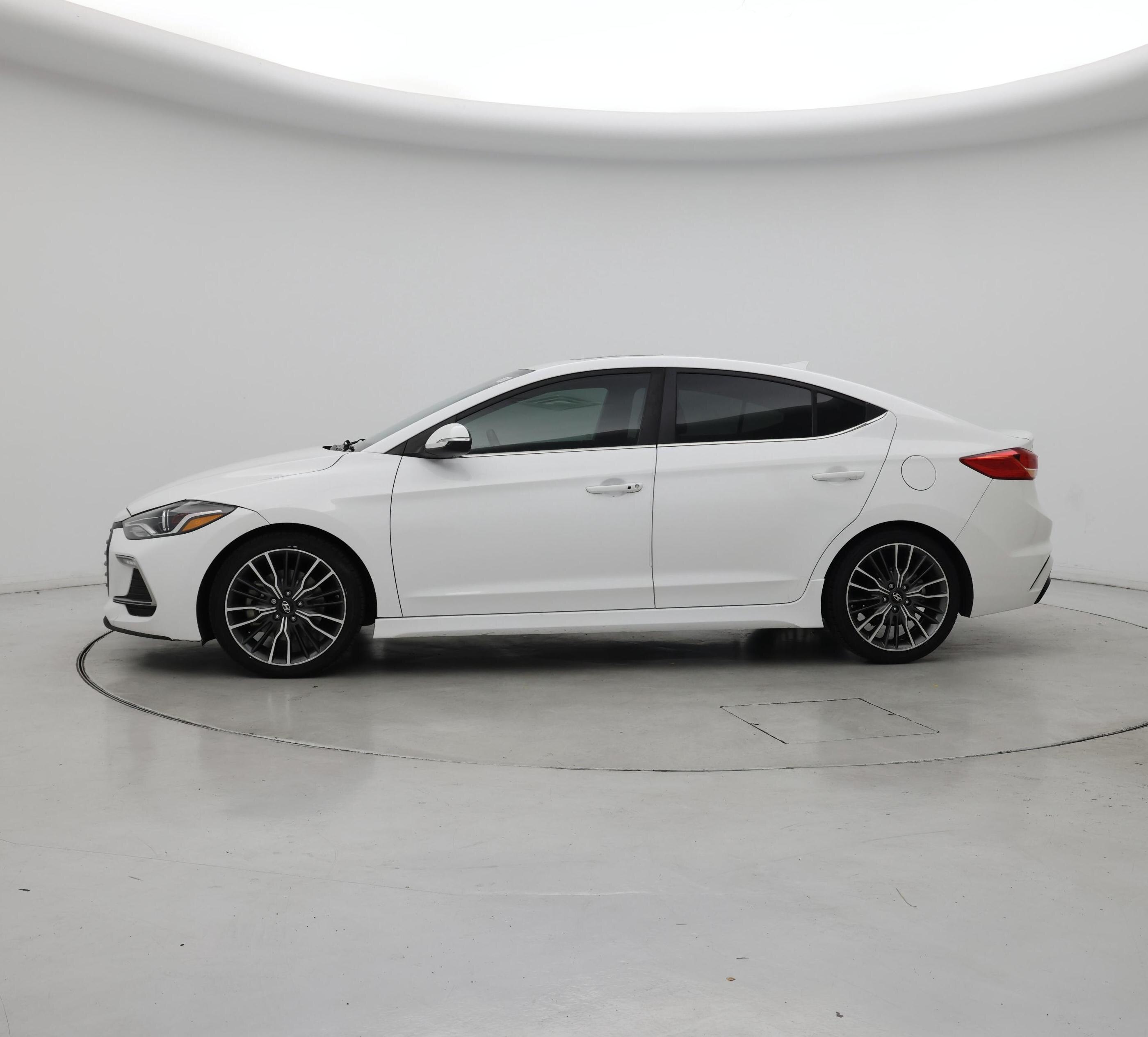 Thumbnail: 2018 Hyundai Elantra - 3