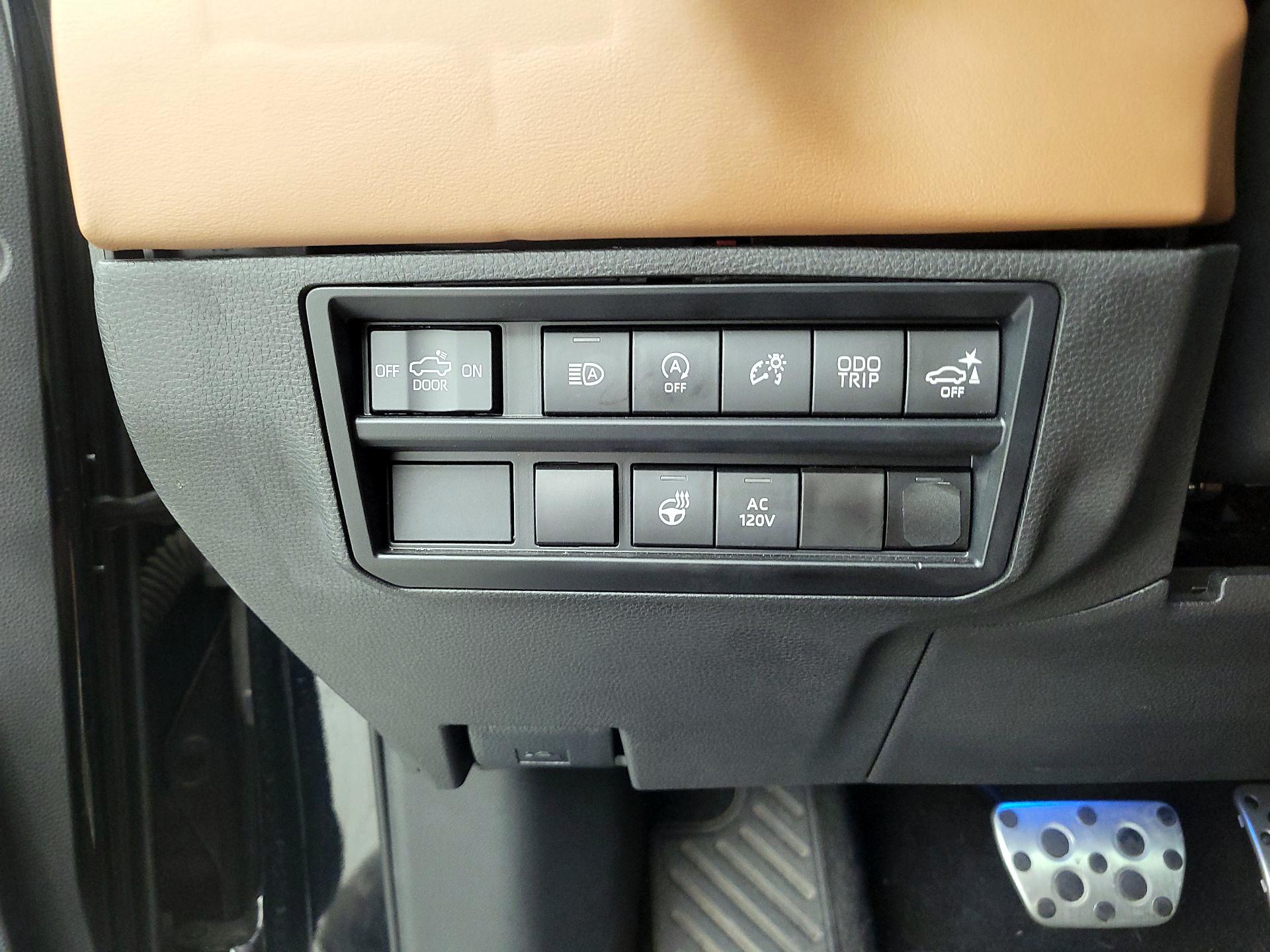 Thumbnail: 2023 Toyota Tundra - 13