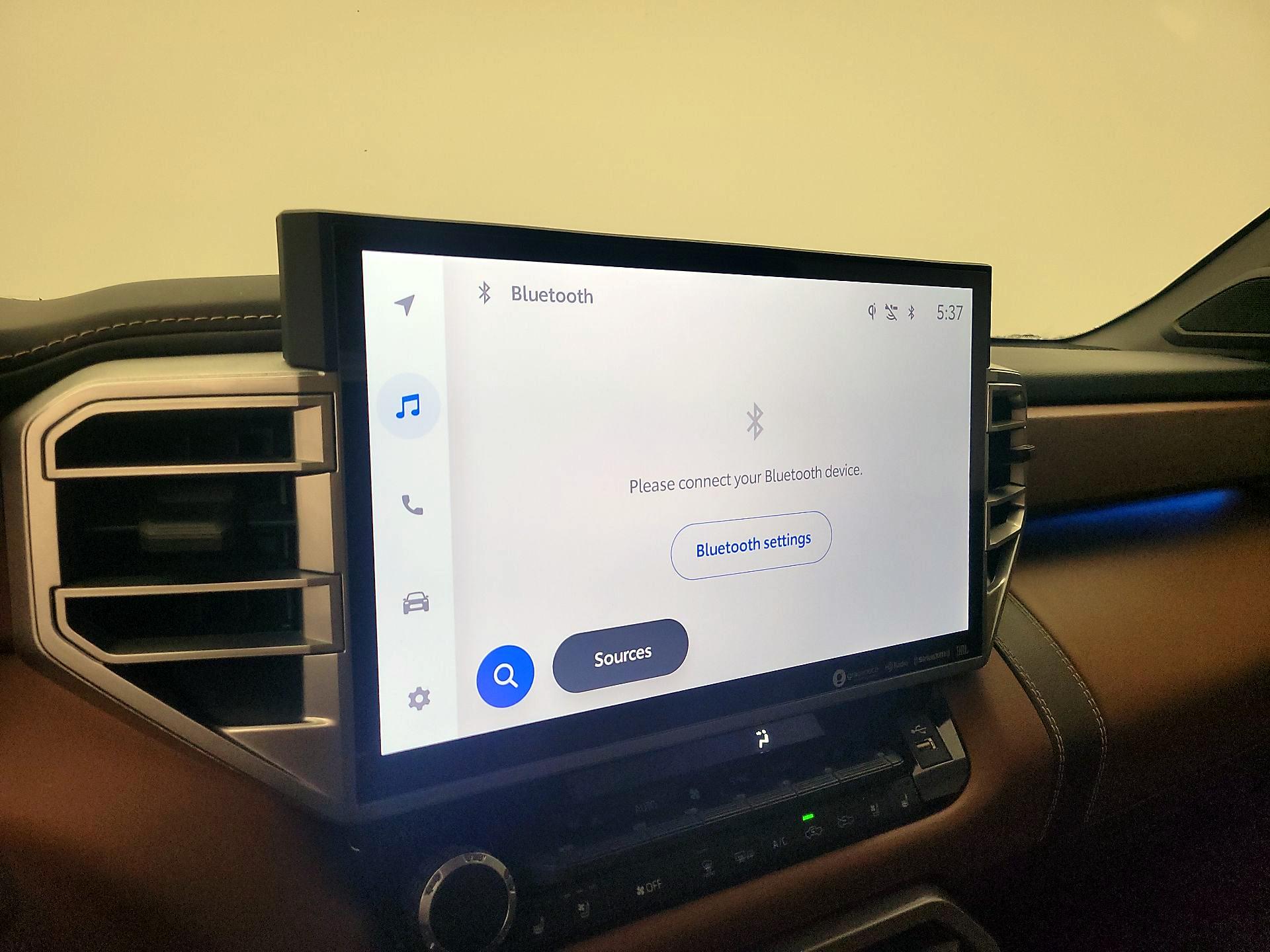 Thumbnail: 2023 Toyota Tundra - 15