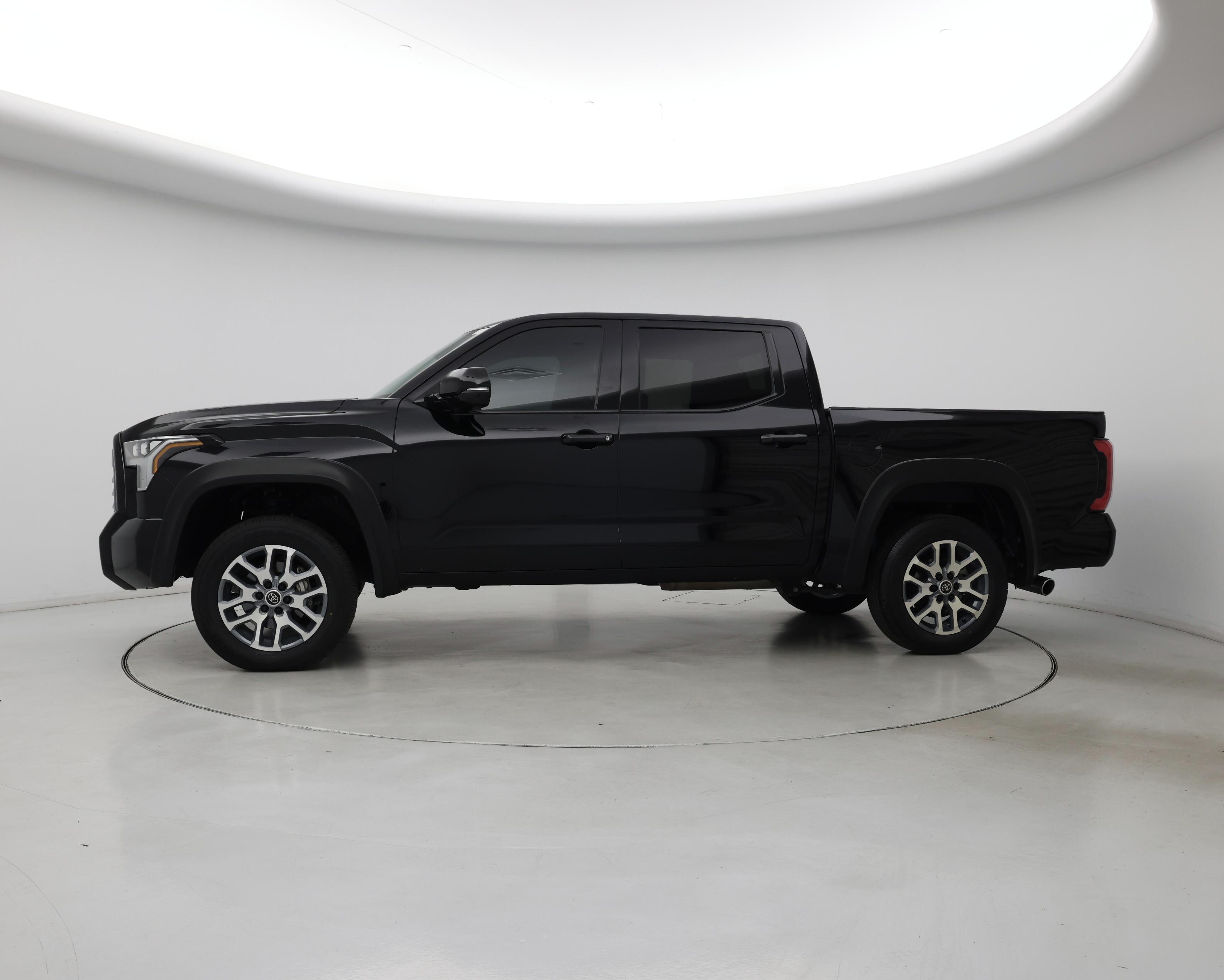 Thumbnail: 2023 Toyota Tundra - 3