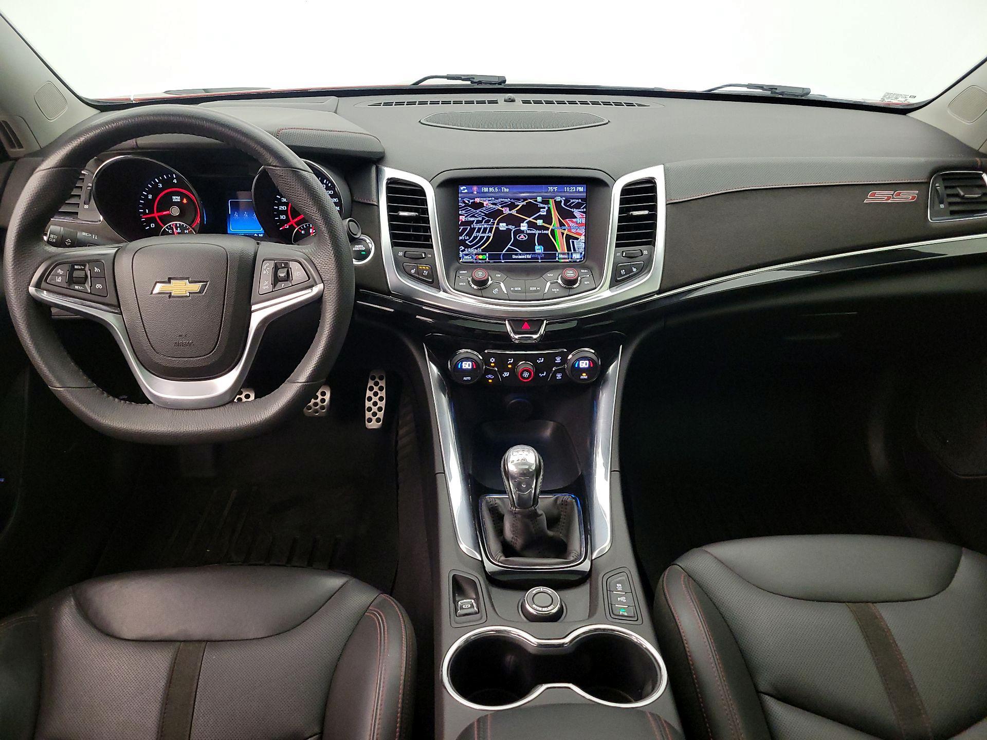 Thumbnail: 2016 Chevrolet  - 9