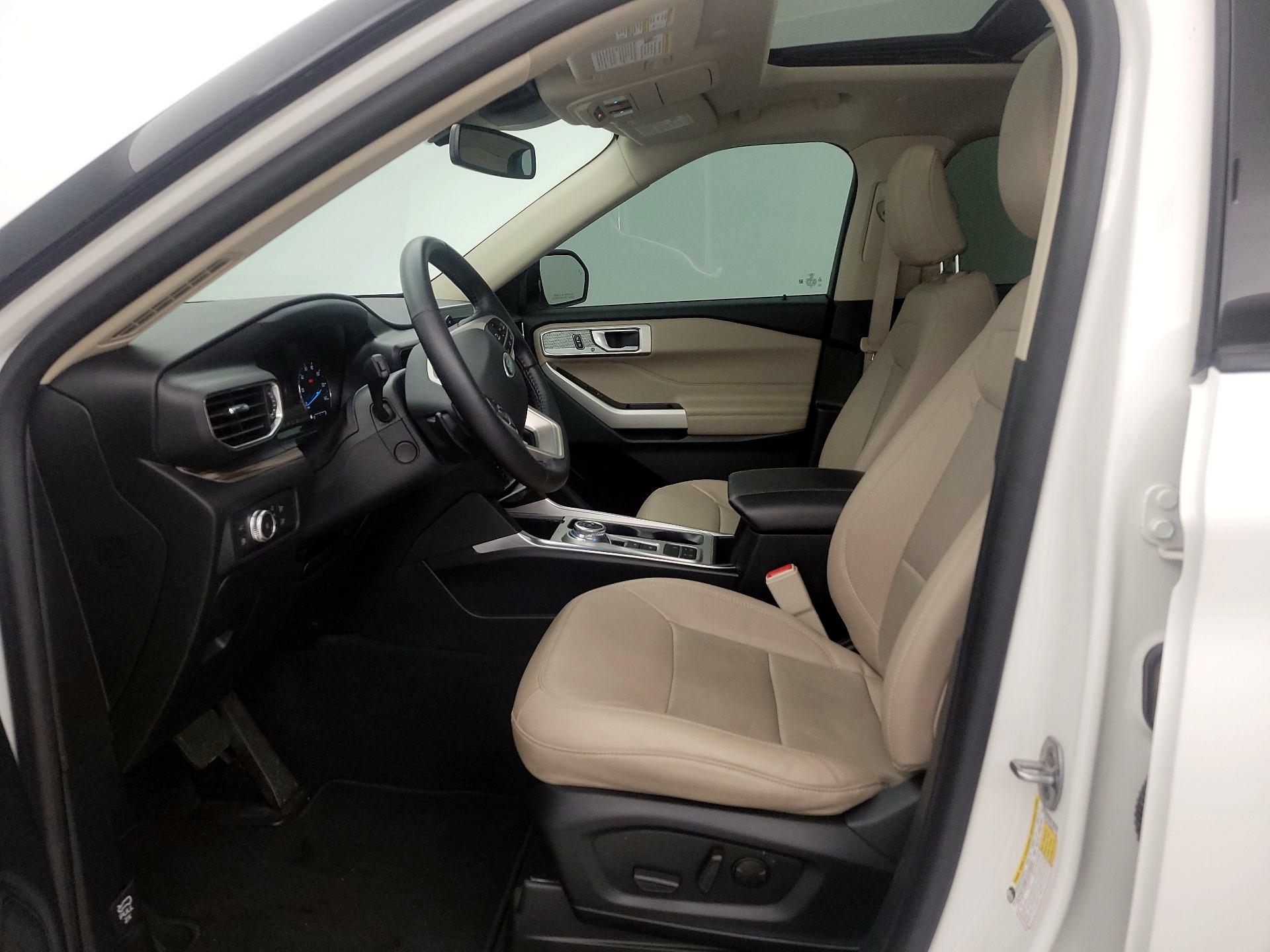 Thumbnail: 2021 Ford Explorer - 11