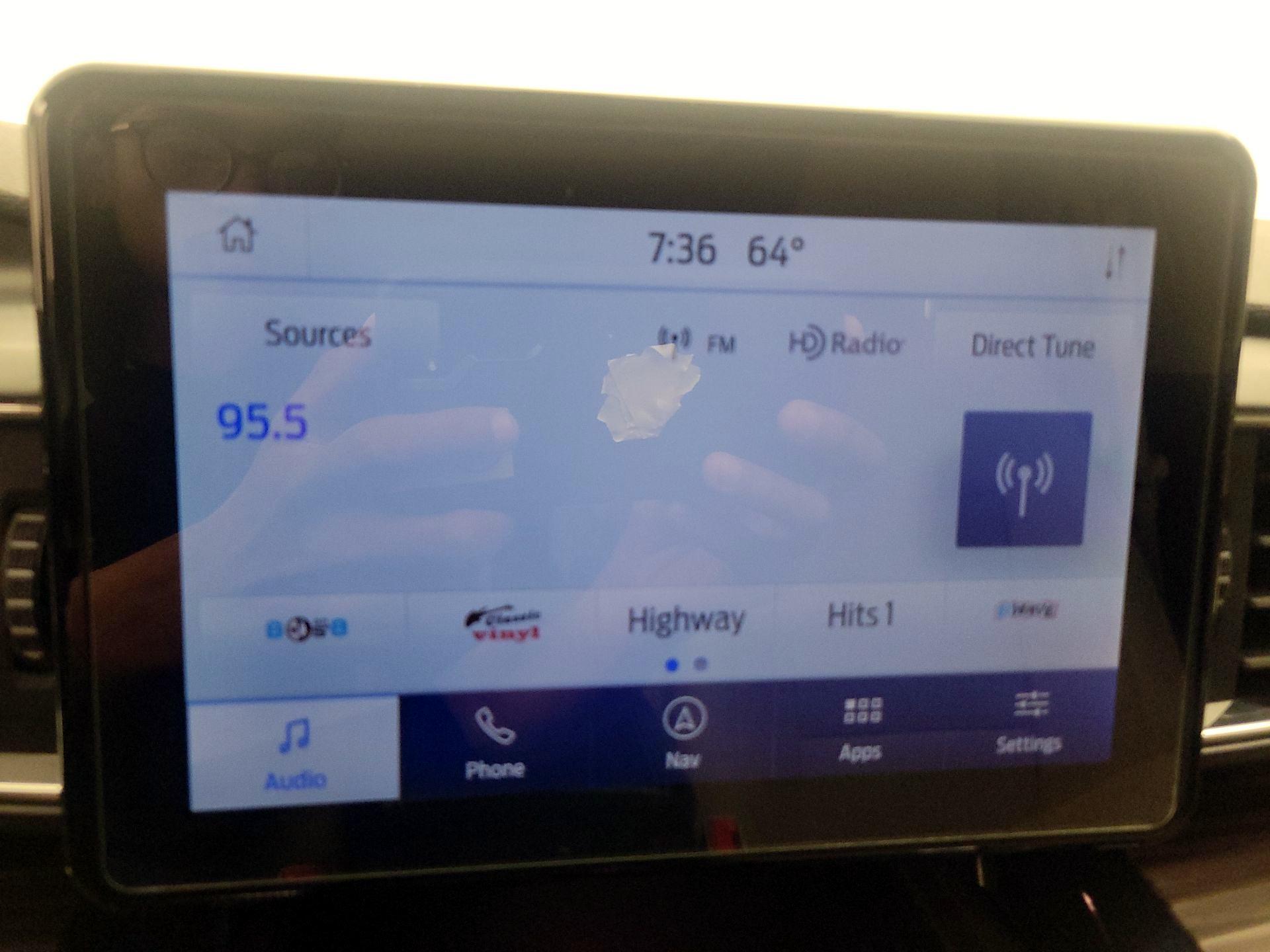 Thumbnail: 2021 Ford Explorer - 16