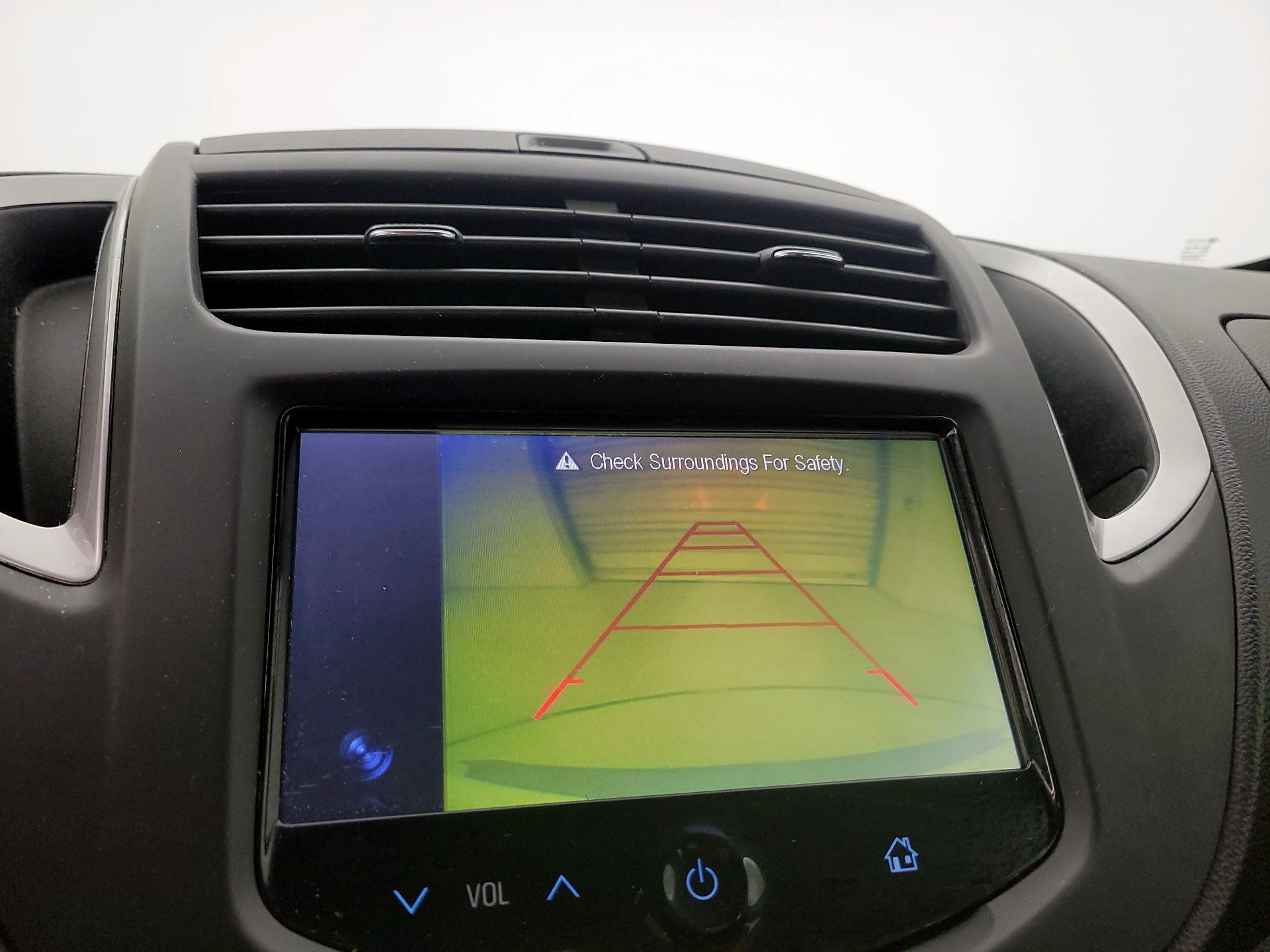 Thumbnail: 2015 Chevrolet Trax - 14