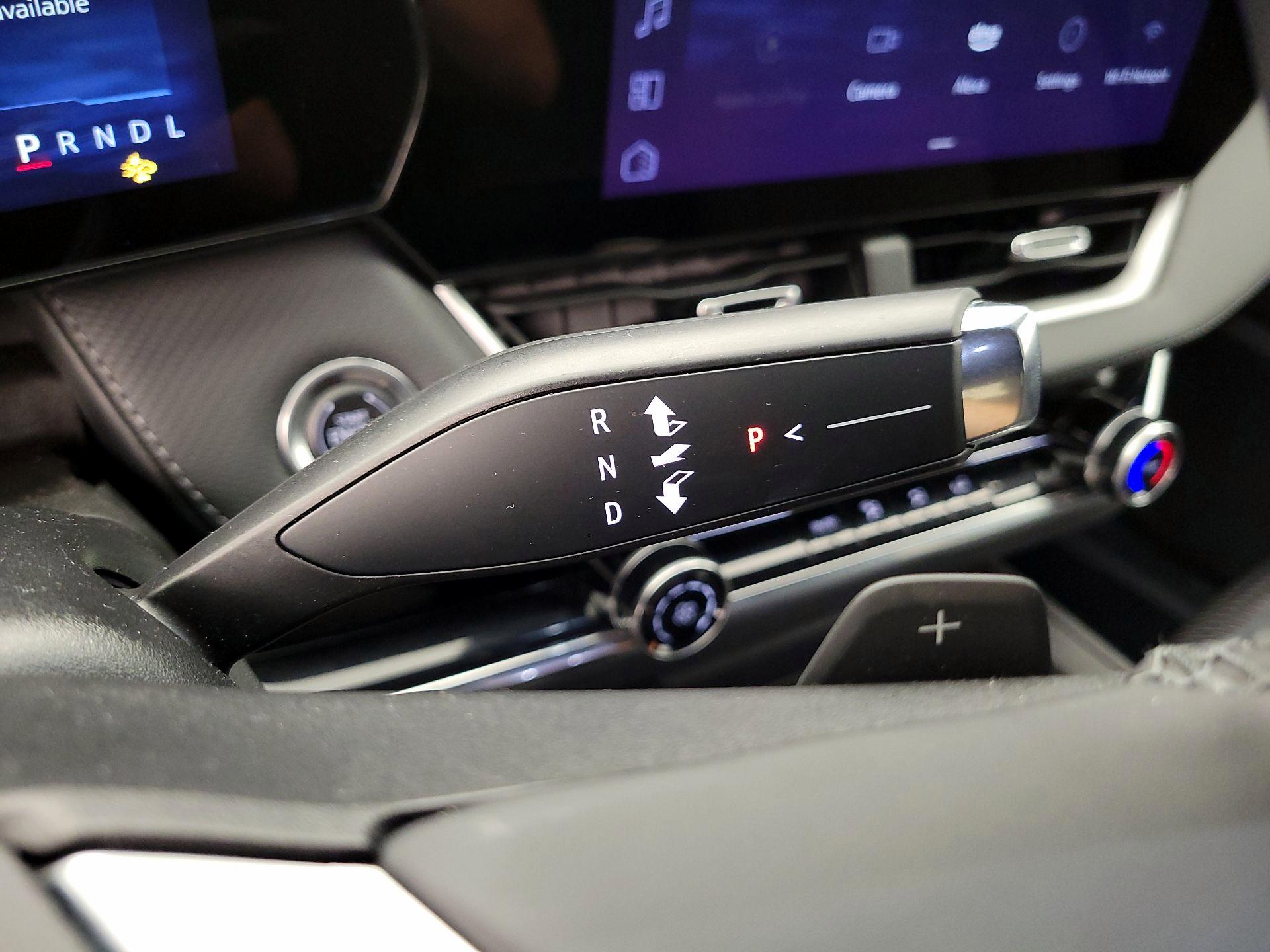 Thumbnail: 2025 Chevrolet Equinox - 18