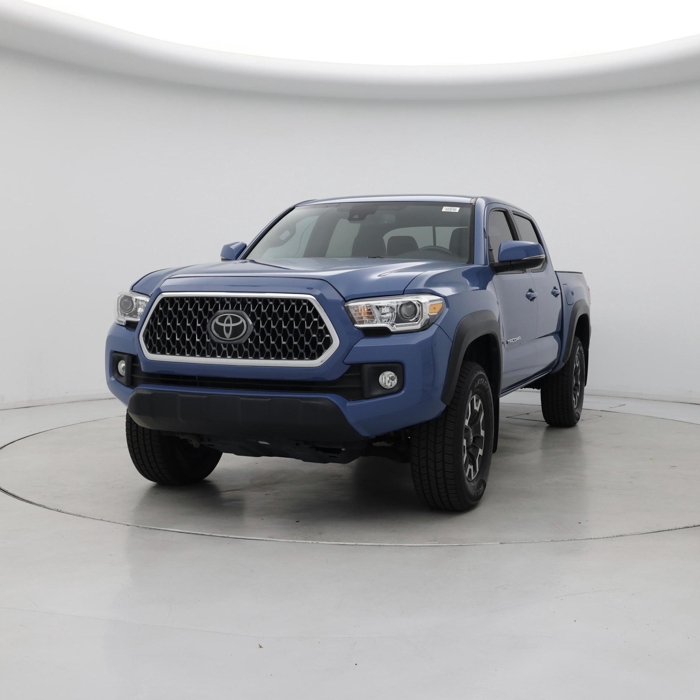 Thumbnail: 2019 Toyota Tacoma - 4