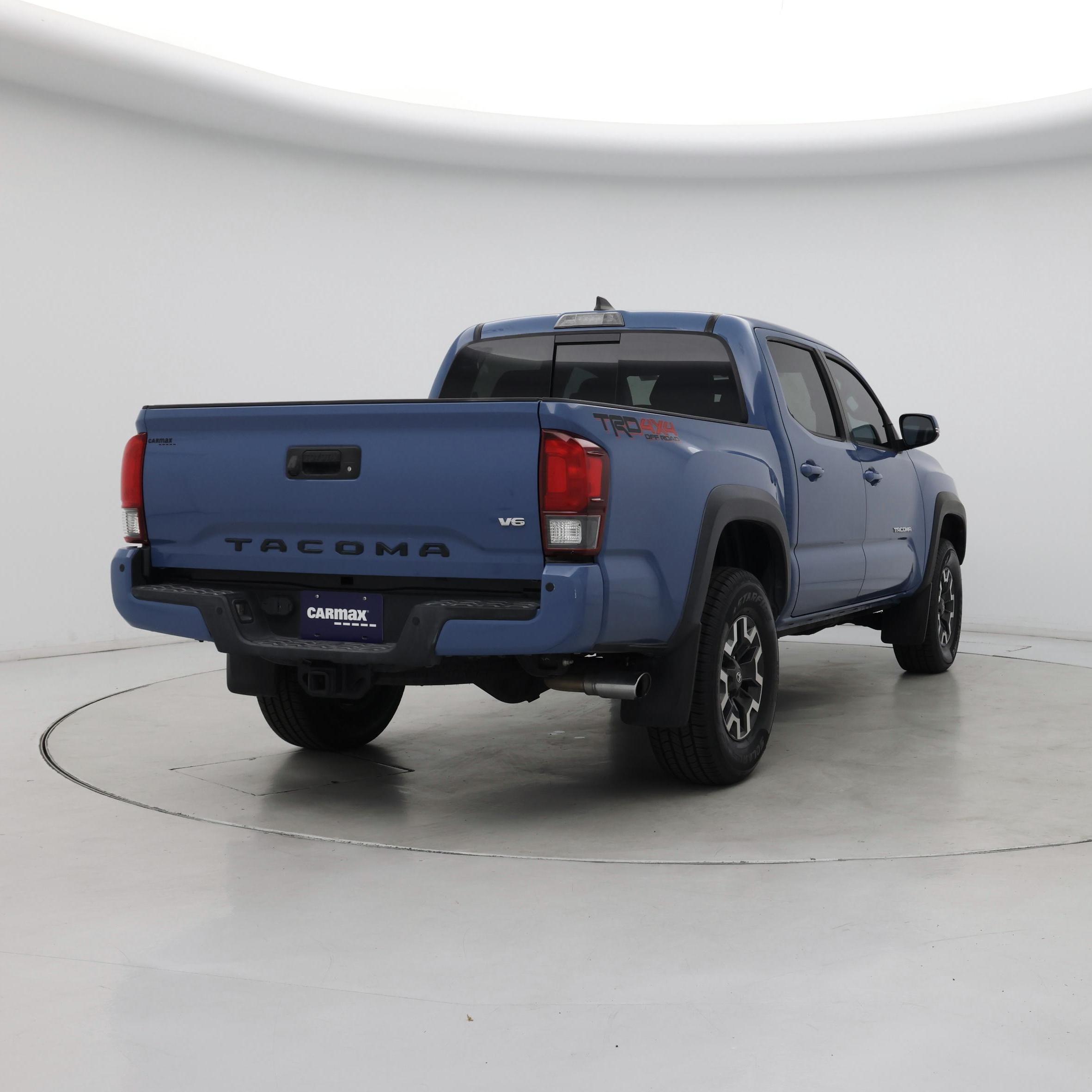 Thumbnail: 2019 Toyota Tacoma - 8