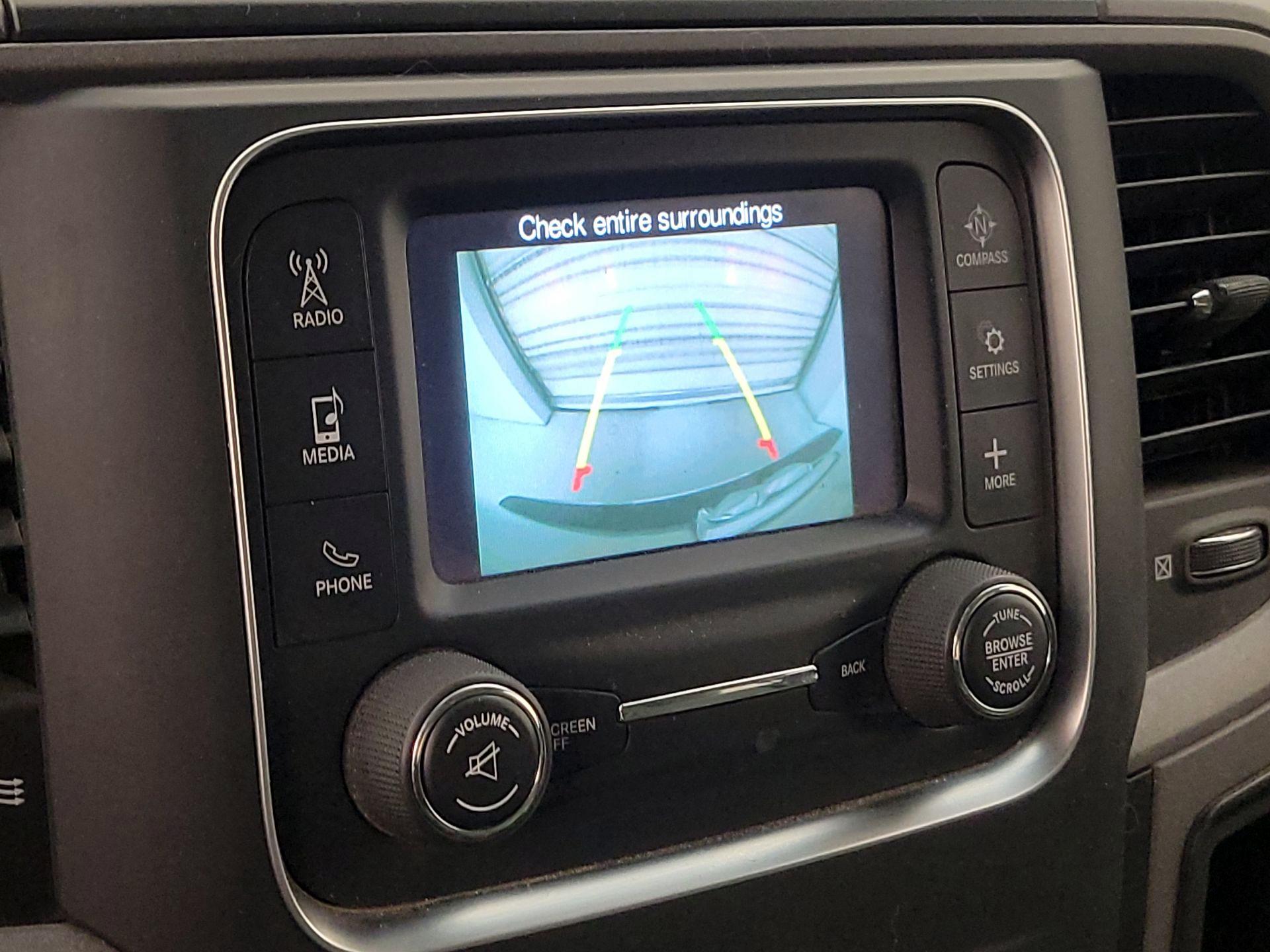 Thumbnail: 2019 RAM 1500 Classic - 14