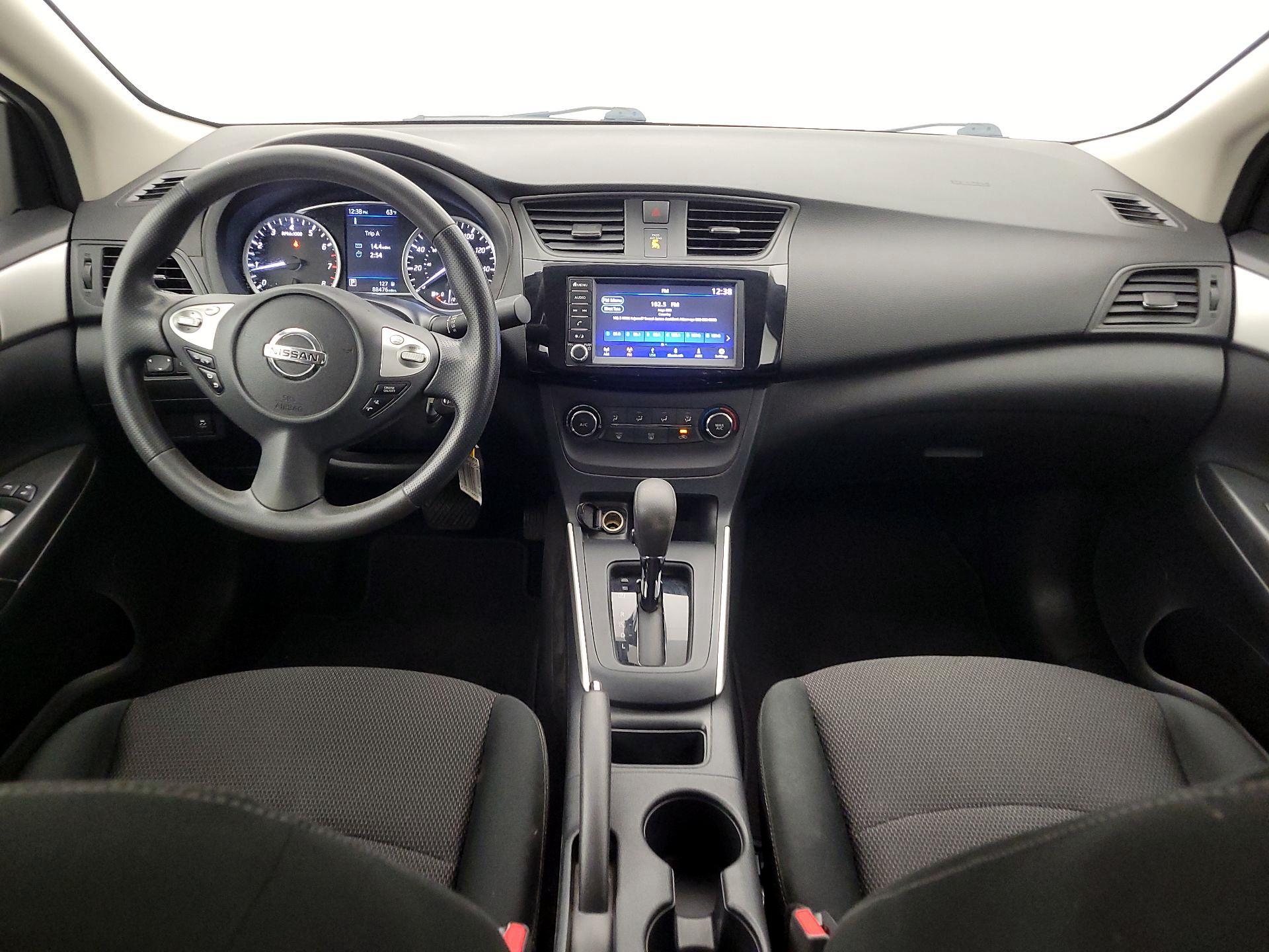 Thumbnail: 2019 Nissan Sentra - 9