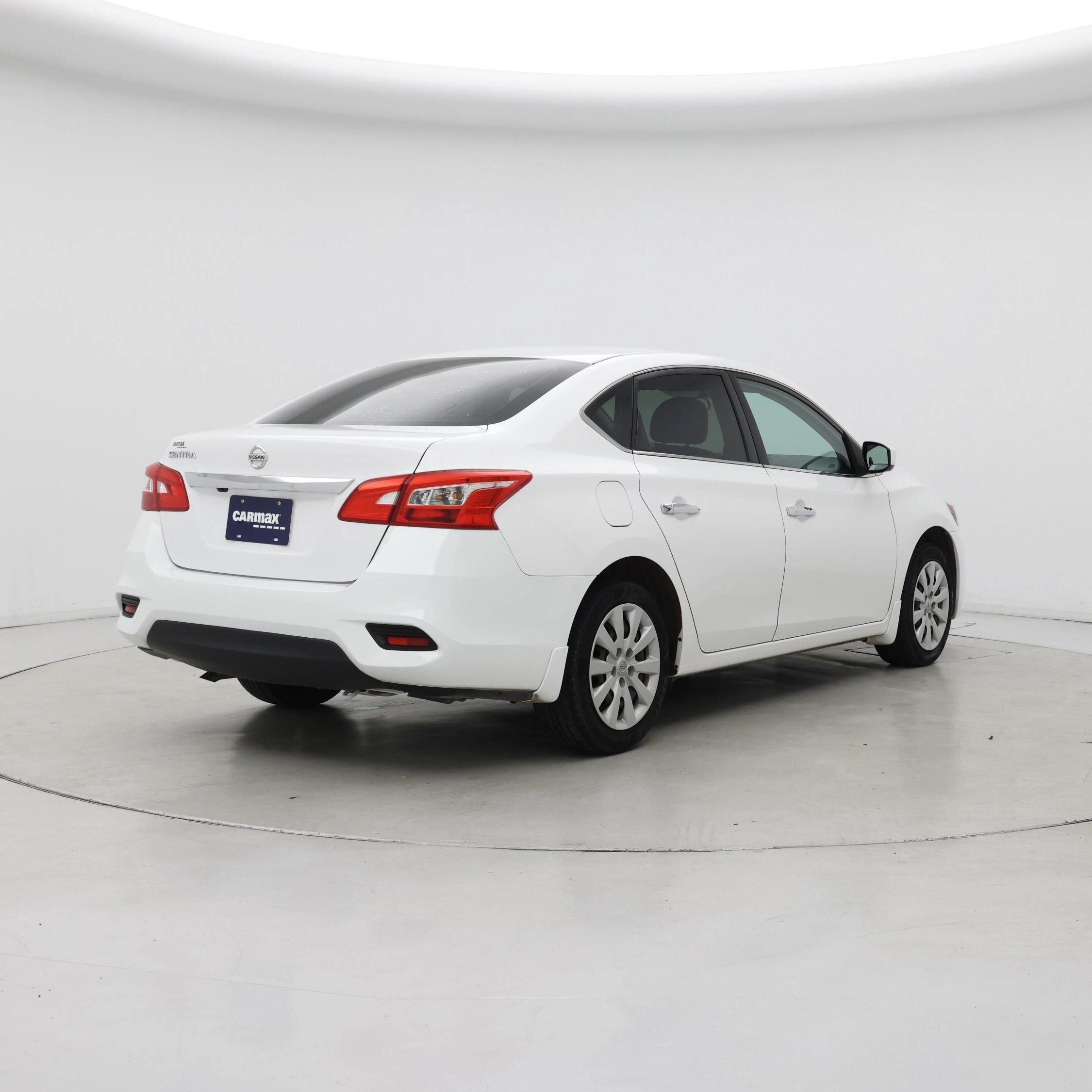 Thumbnail: 2019 Nissan Sentra - 8