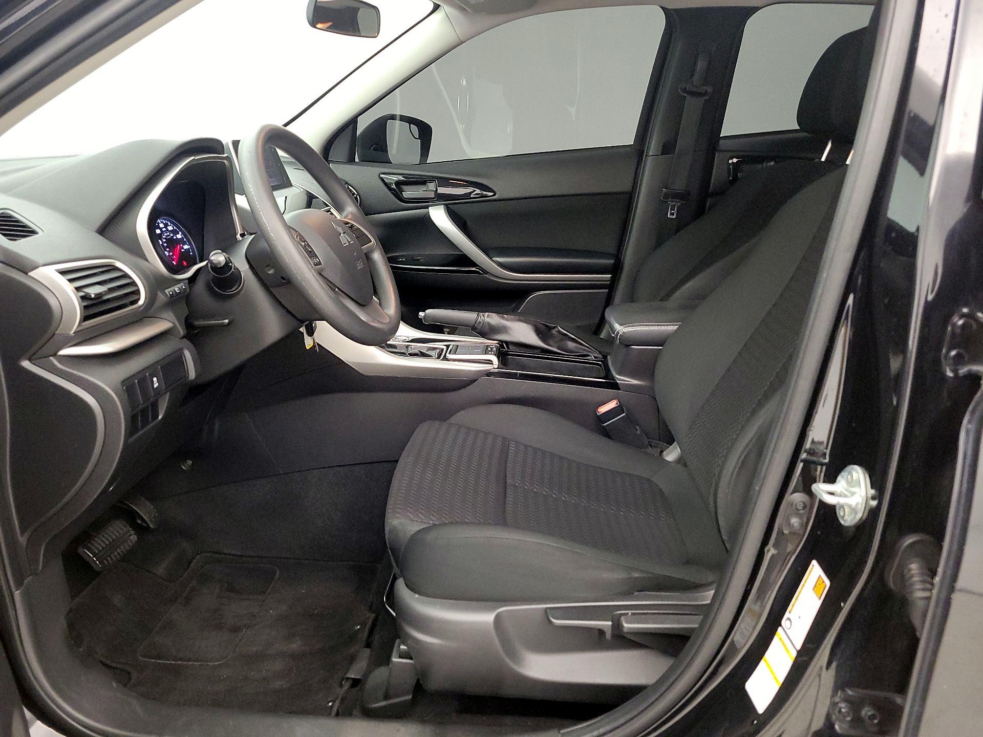Thumbnail: 2019 Mitsubishi Eclipse Cross - 11