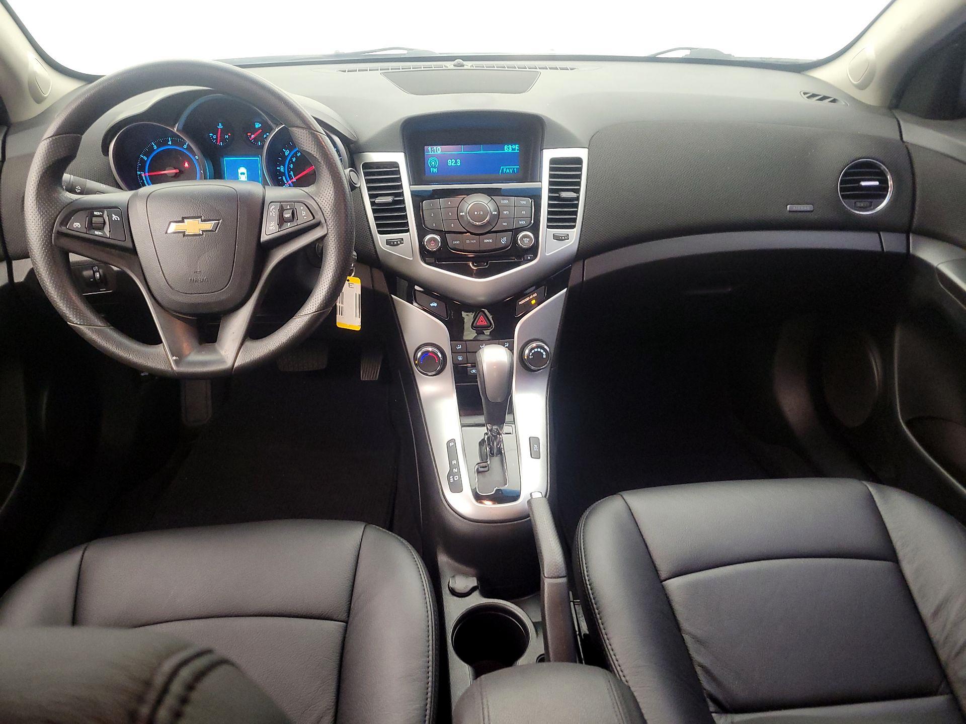Thumbnail: 2015 Chevrolet Cruze - 9