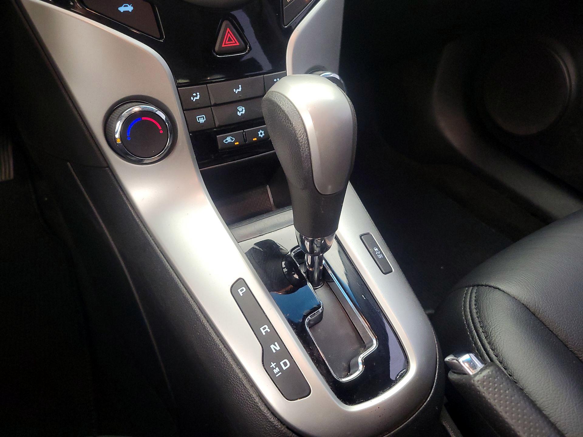 Thumbnail: 2015 Chevrolet Cruze - 16