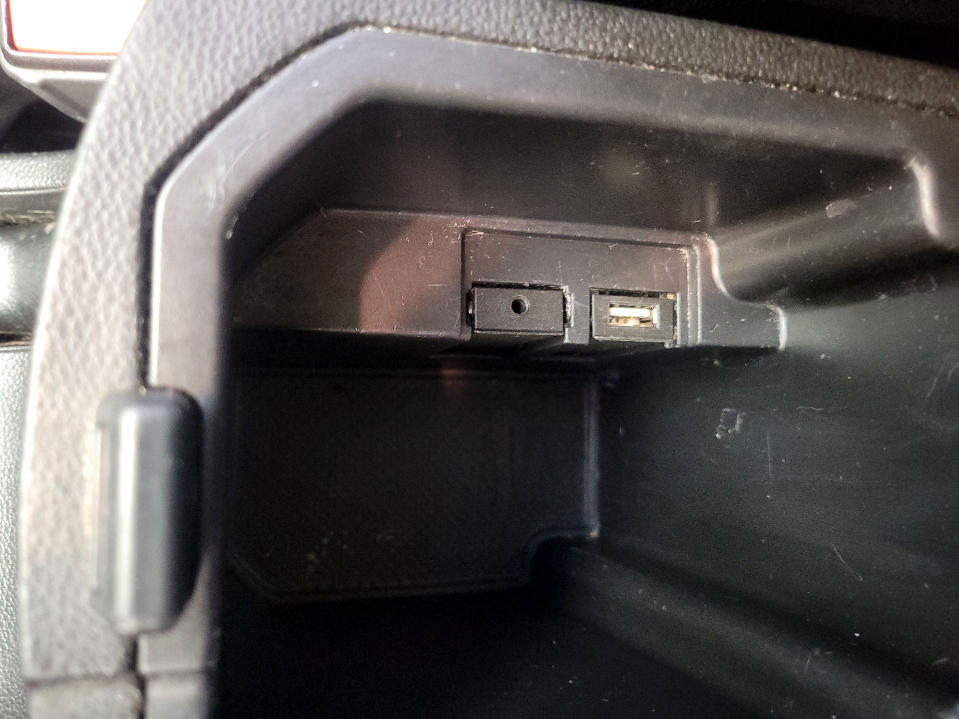 Thumbnail: 2015 Chevrolet Cruze - 17