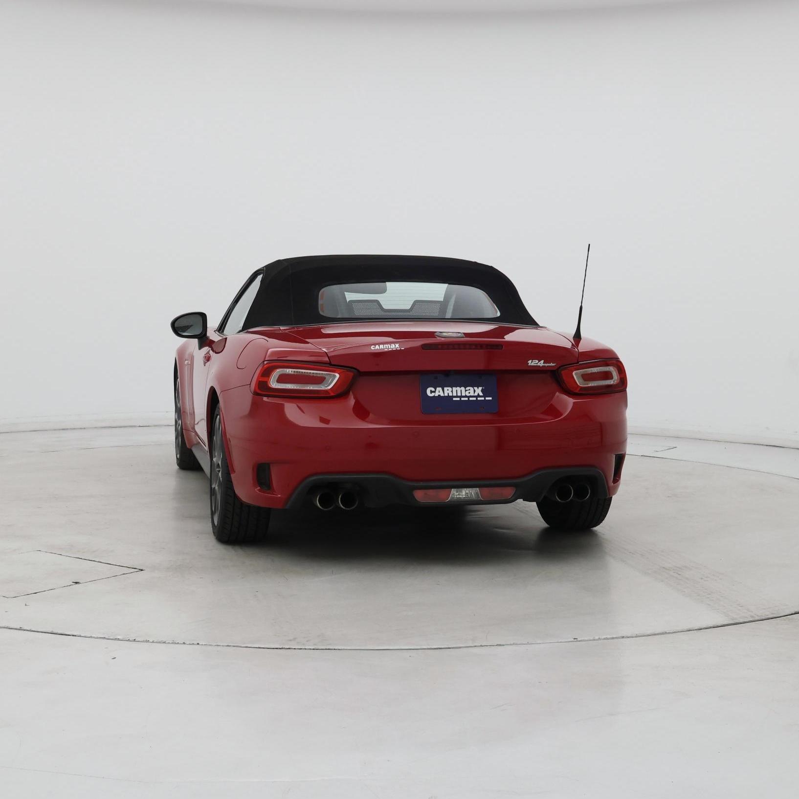 Thumbnail: 2017 Fiat 124 Spider - 6