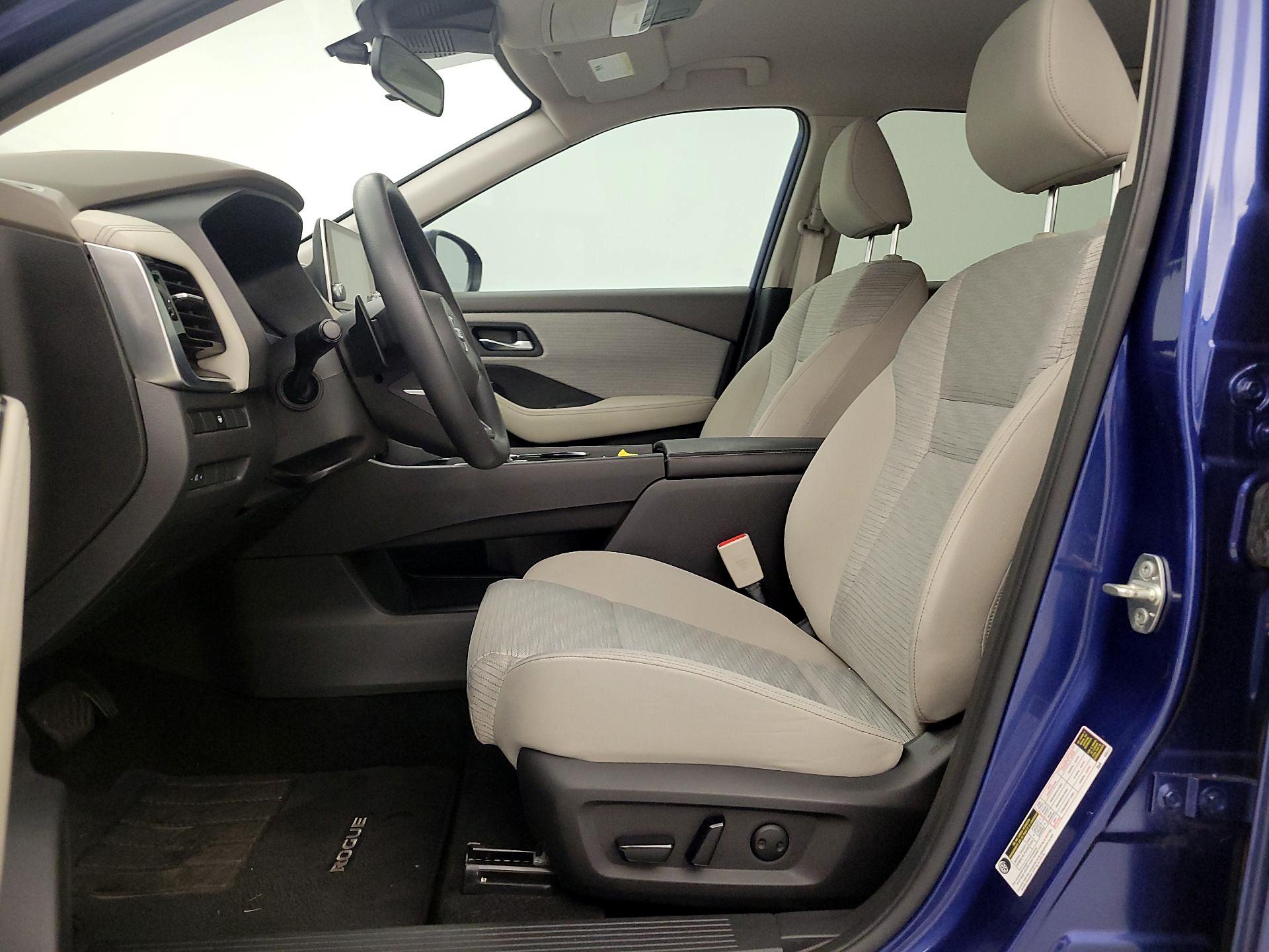 Thumbnail: 2021 Nissan Rogue - 11