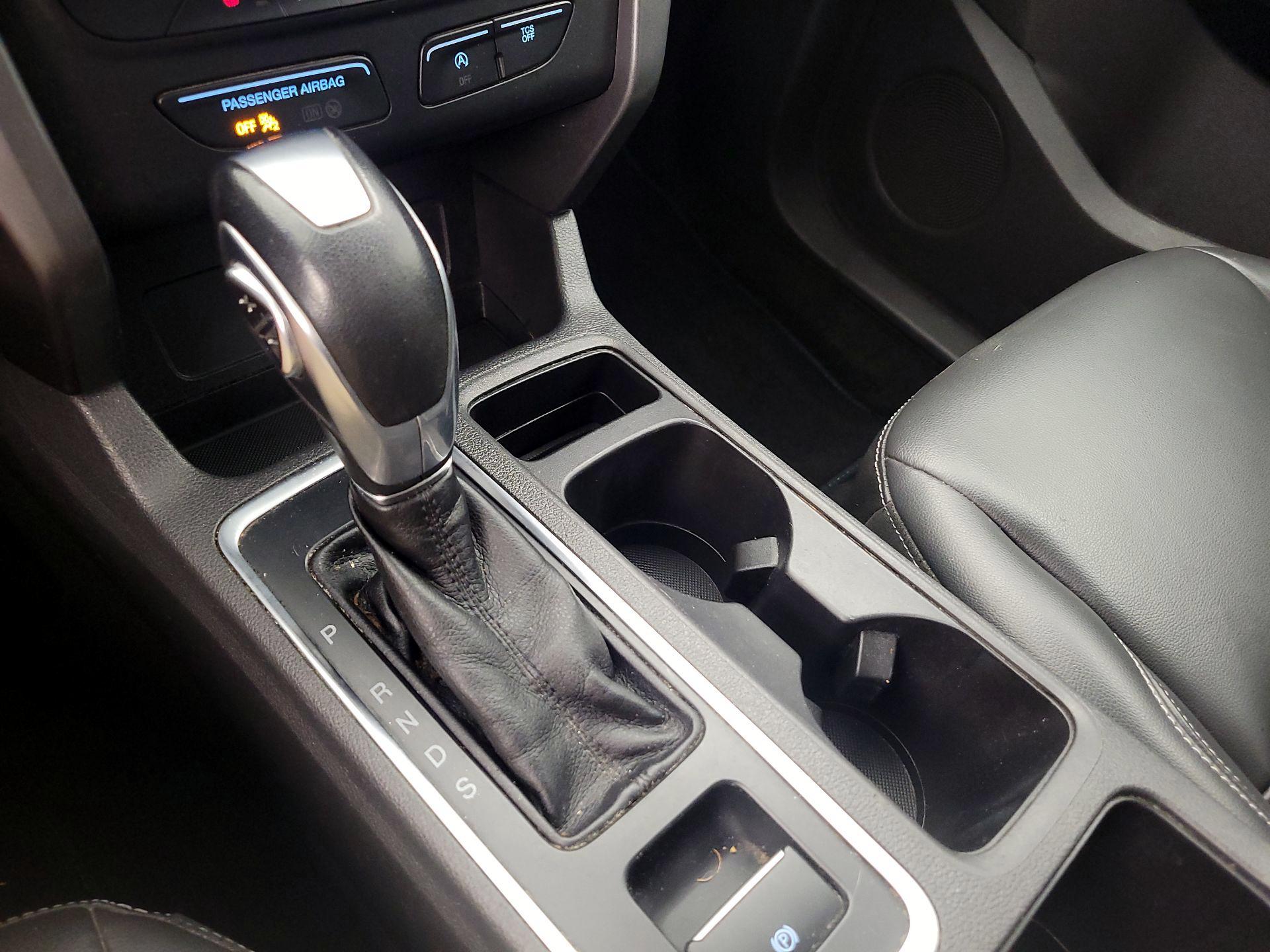 Thumbnail: 2019 Ford Escape - 17