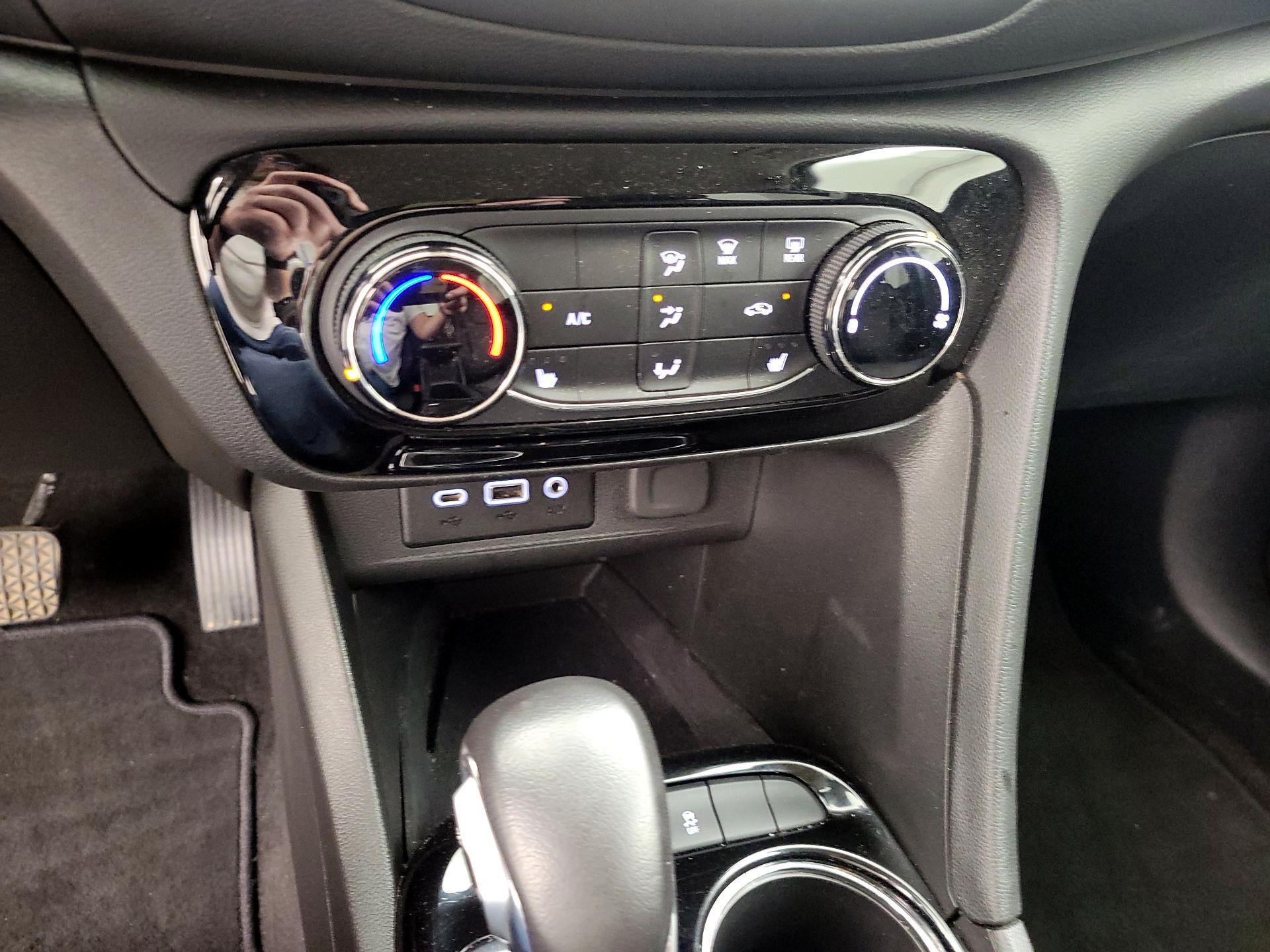 Thumbnail: 2022 Buick Encore GX - 14