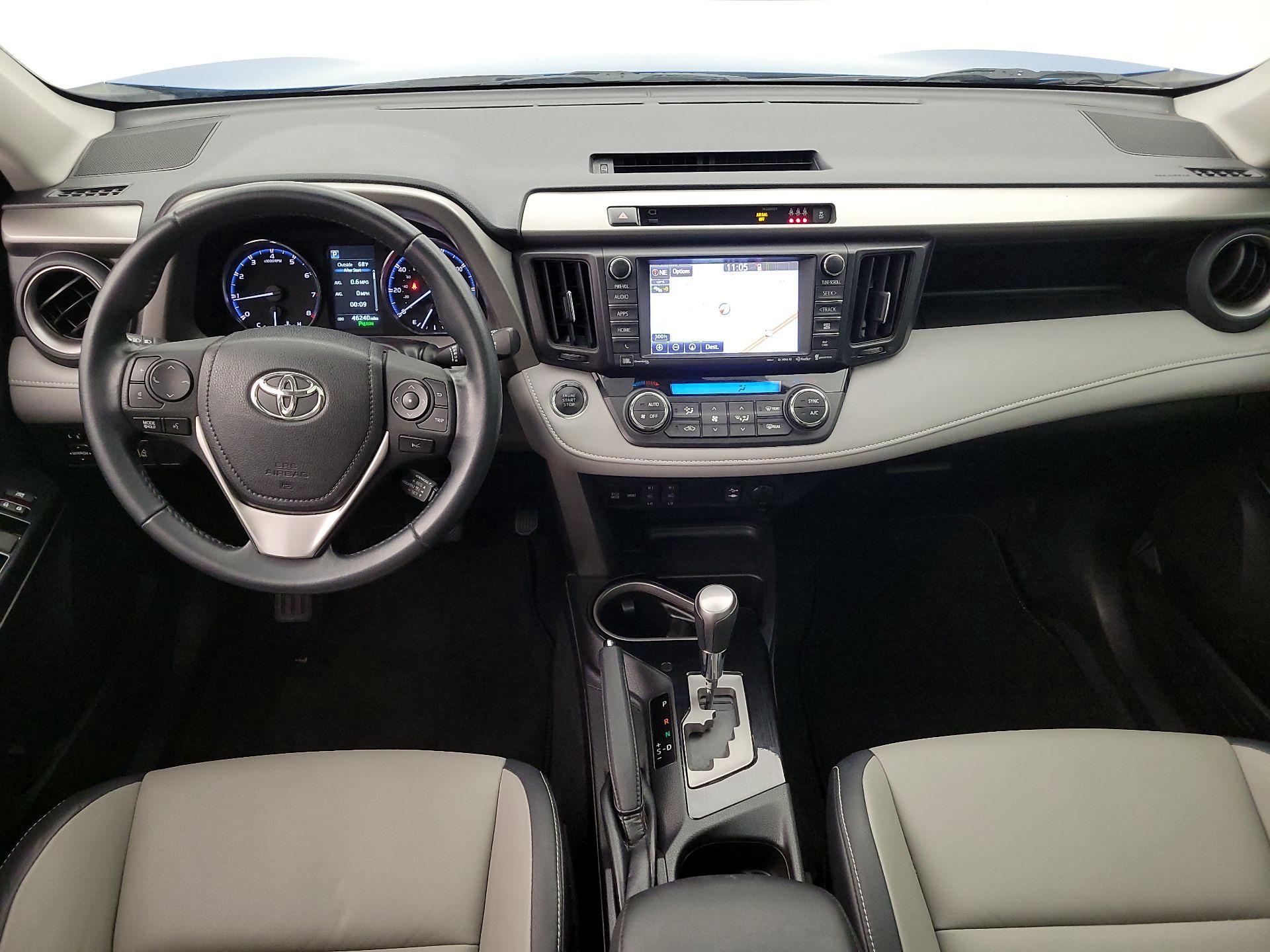 Thumbnail: 2017 Toyota RAV4 - 9