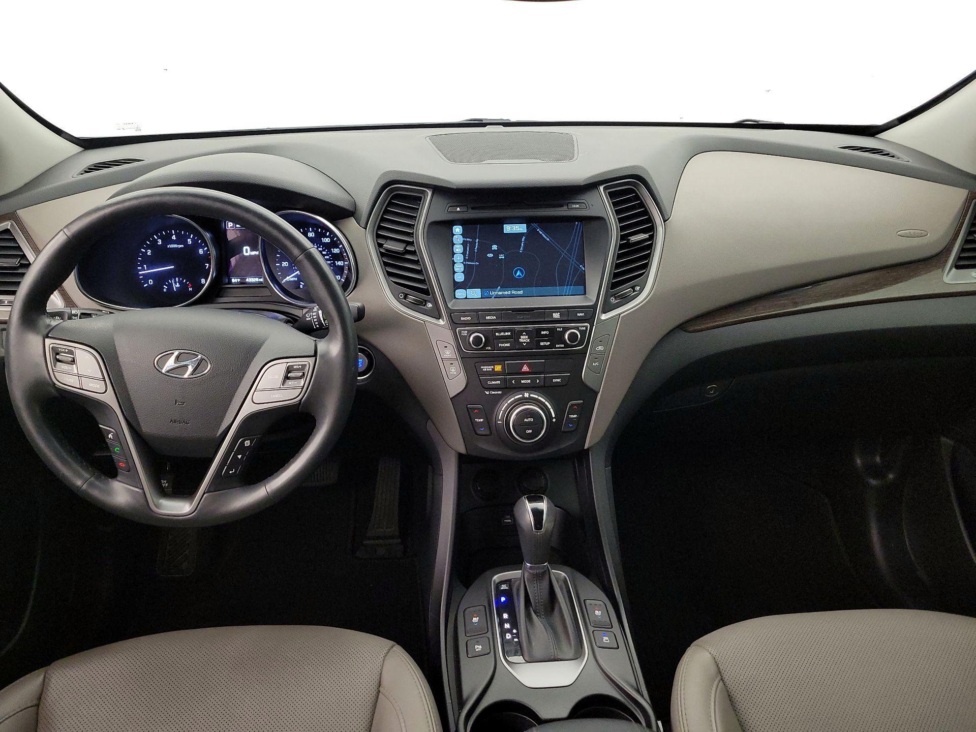 Thumbnail: 2017 Hyundai Santa Fe - 9